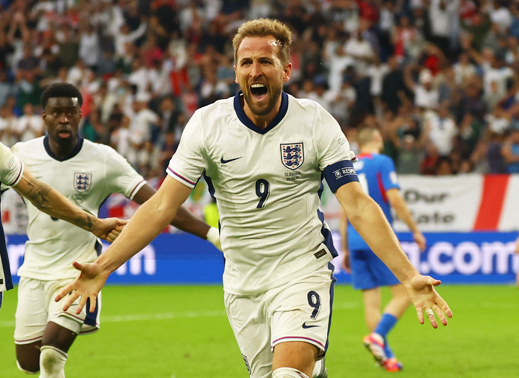 Αγγλία – Σλοβακία 2-1: Ο Μπέλιγχαμ την έσωσε και ο Κέιν την έστειλε με γκολ στην παράταση στα προημιτελικά του Euro 2024
