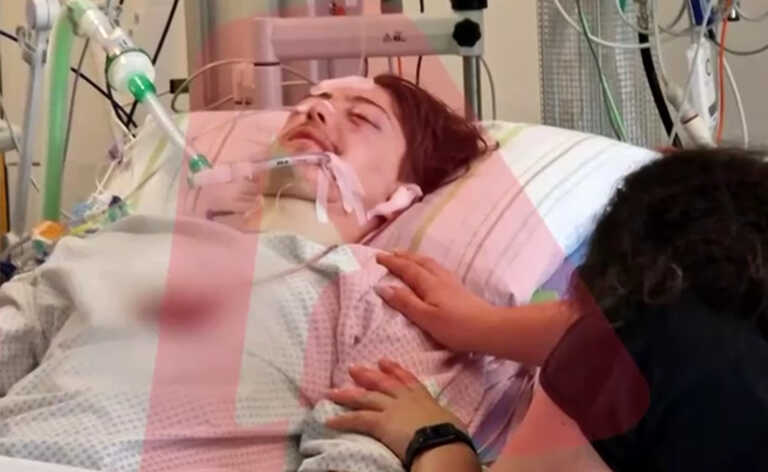 «Τον χτύπησαν επειδή φορούσε σταυρό» λέει συγγενής του 20χρονου Έλληνα που πέθανε στη Γερμανία – Συγκλονιστική φωτογραφία από το νοσοκομείο