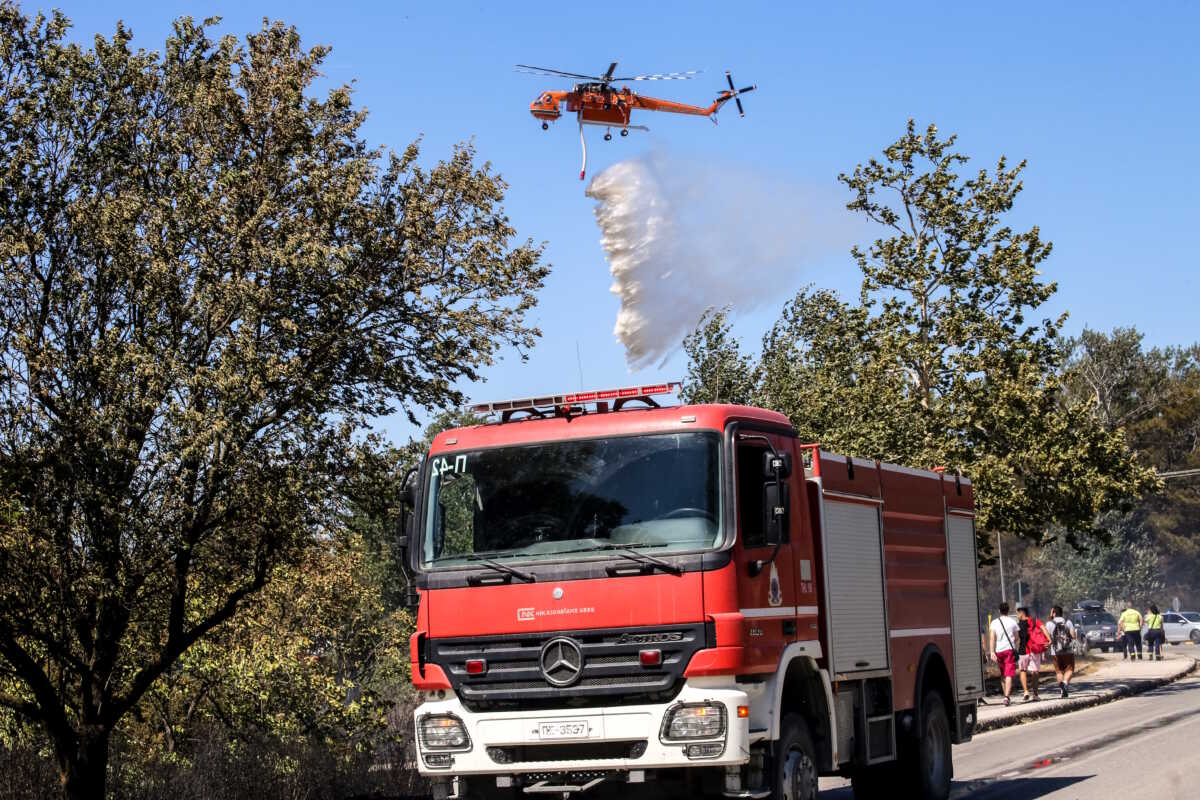 Καιρός: Συναγερμός σε όλη την Αττική για ακραίο κίνδυνο πυρκαγιάς – Κλειστά όλα τα πάρκα