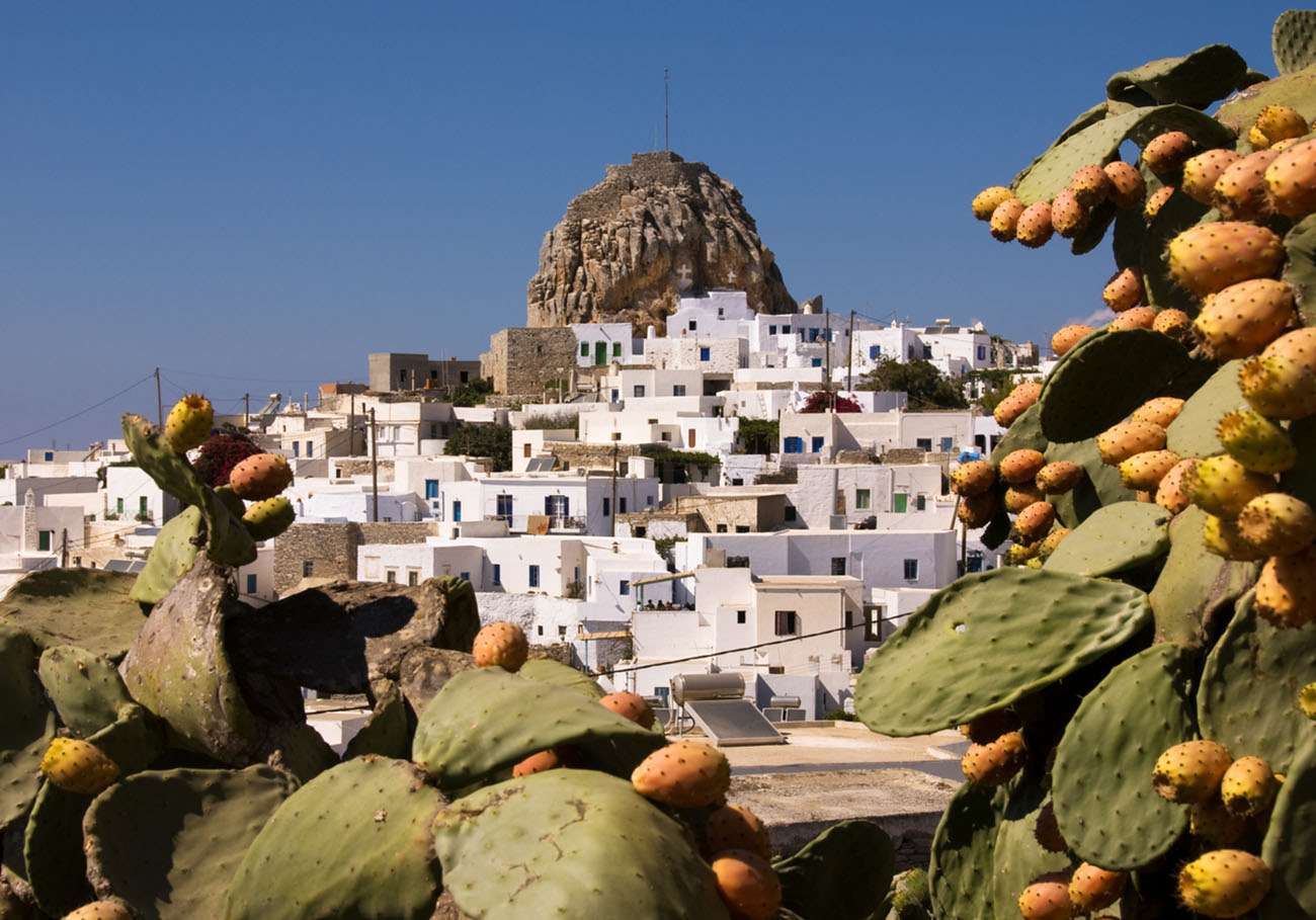 Χώρα Αμοργού: Ταξίδι στο απέραντο γαλάζιο