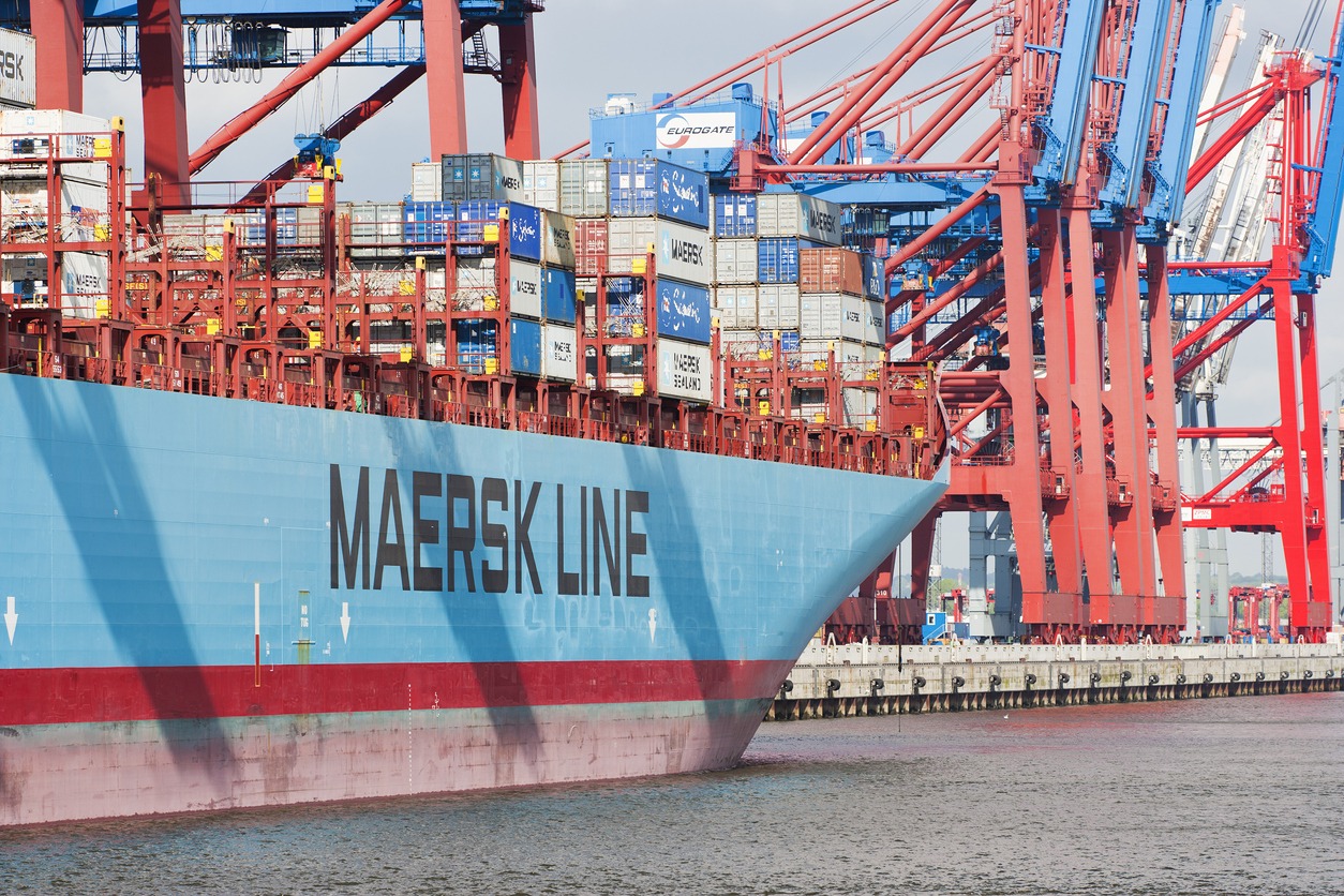 Maersk: Προβλέψεις για μεγαλύτερη επίδραση στο παγκόσμιο εμπόριο από τις επιθέσεις στην Ερυθρά Θάλασσα