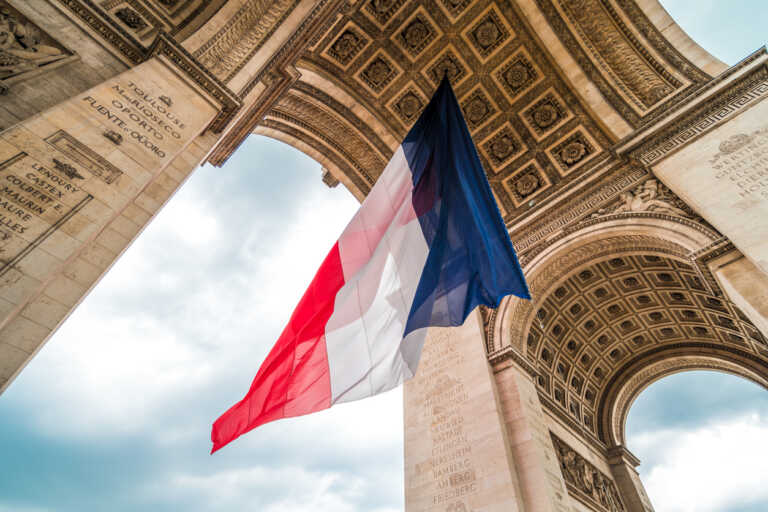 Εκλογές στη Γαλλία: Νευρικές οι ευρωπαϊκές αγορές ενόψει της κάλπης την Κυριακή