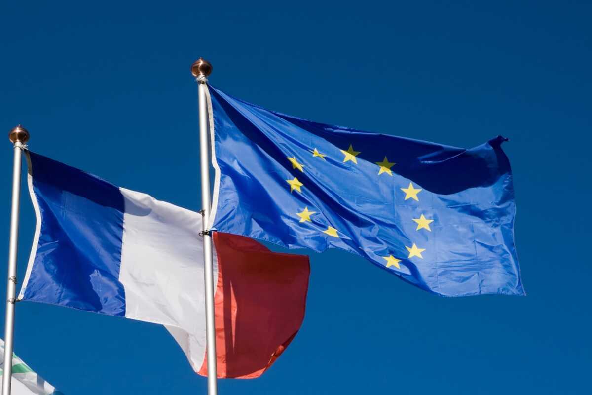 Γαλλία: Στον προθάλαμο του ευρωπαϊκού δημοσιονομικού κορσέ το Παρίσι 12 μέρες πριν τις πρόωρες εκλογές