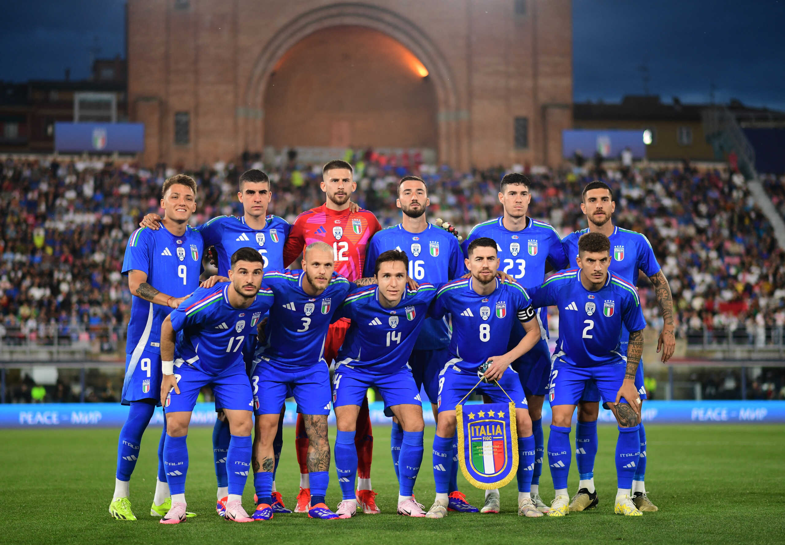 Soccer Football - International Friendly - Italy v Turkey - Stadio Renato Dall'Ara, Bologna, Italy - June 4, 2024 Italy players pose for a team group photo before the match REUTERS