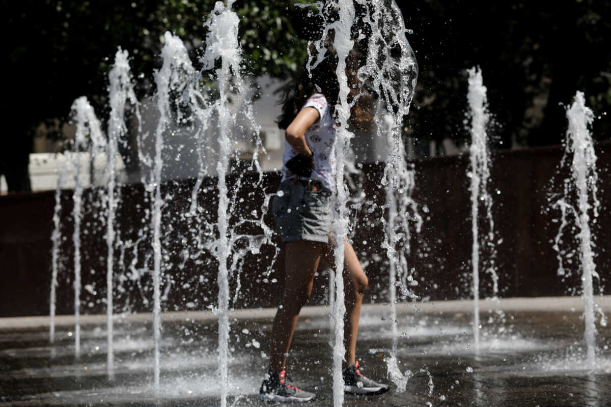 Καιρός – Meteo: Το φαινόμενο Hot Dry Windy φέρνει αυξημένο κίνδυνο για δασικές πυρκαγιές