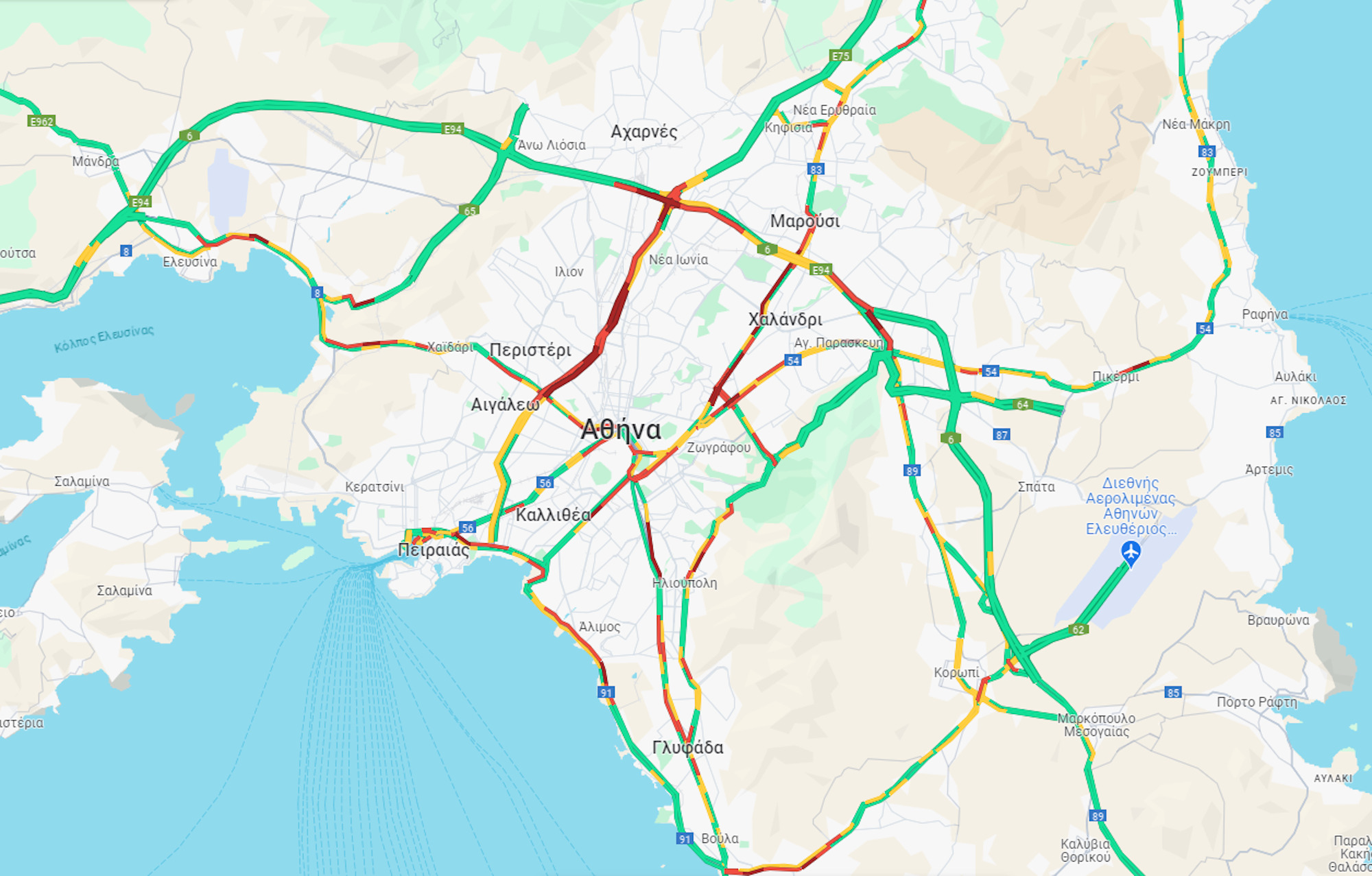 Κίνηση στους δρόμους: Κυκλοφοριακό κομφούζιο σε Κηφισό και Αττική Οδό – «Κατακόκκινη» όλη η Αθήνα