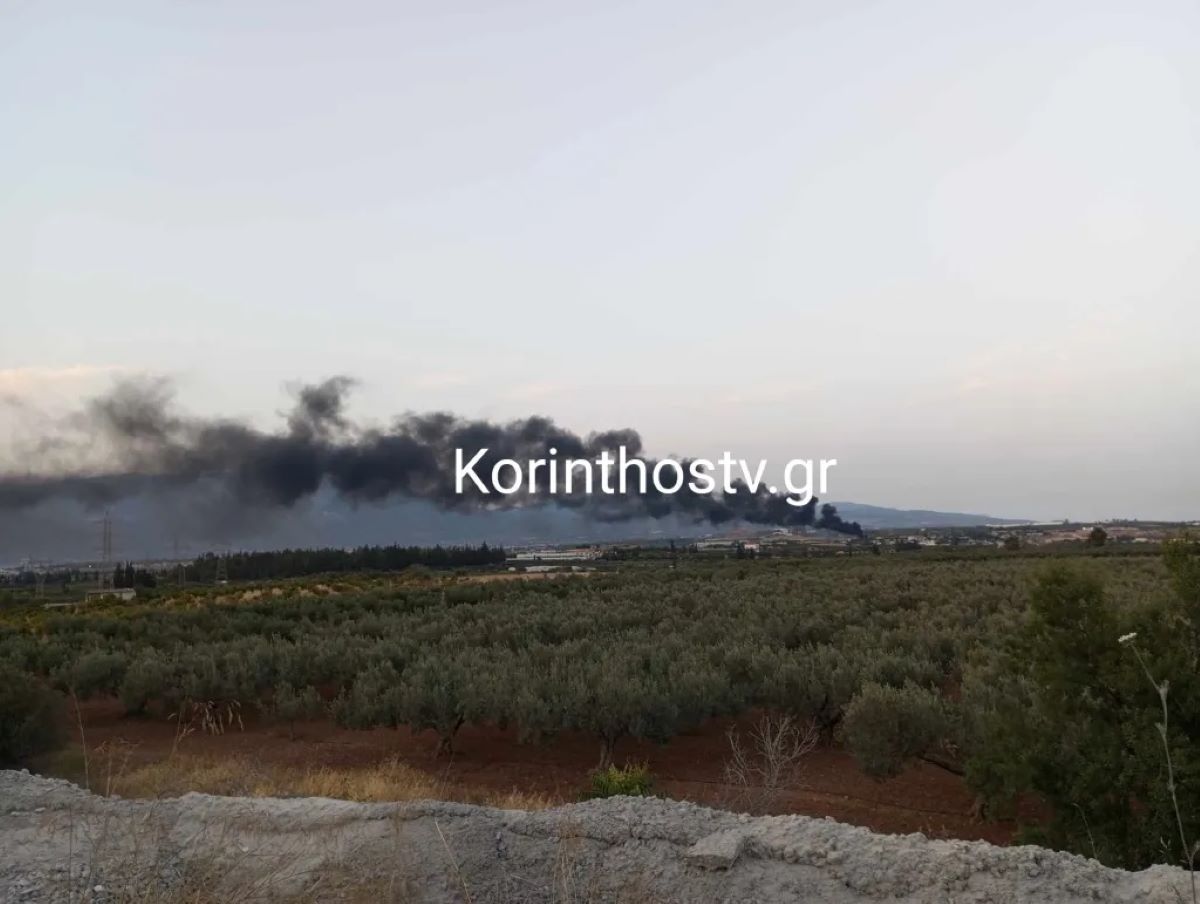Κόρινθος: Φωτιά στον καταυλισμό Ρομά – «Πνίγηκε» από τους καπνούς η πόλη