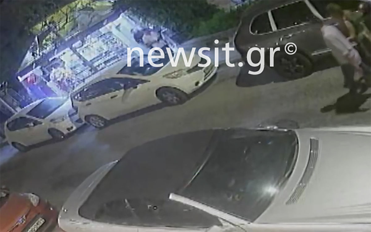 Απόστολος Λύτρας: Νέο βίντεο – ντοκουμέντο με τον ποινικολόγο να επιβιβάζεται στην Porsche Cayenne στον δρόμο για το τμήμα