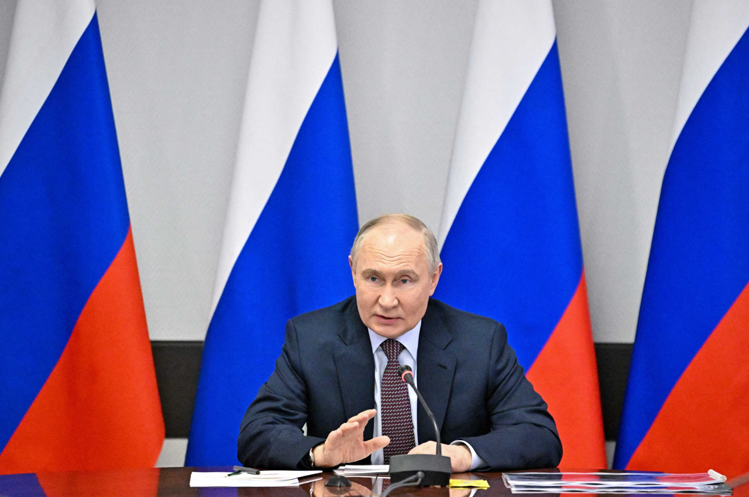 Η Ρωσία απειλεί τη Δύση με αντίποινα αν κατασχεθούν έσοδα από τα περιουσιακά στοιχεία της