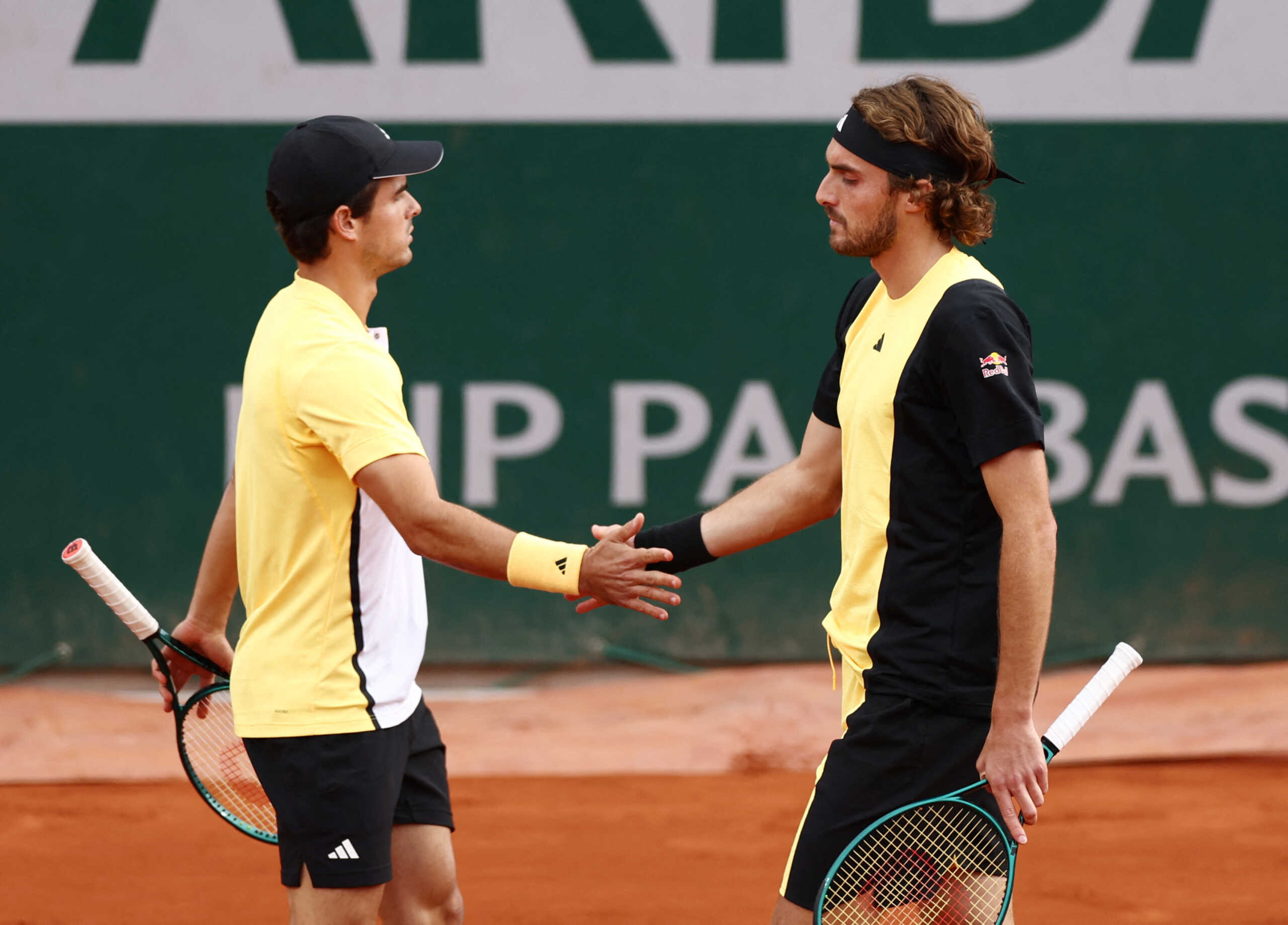 Πέτρος και Στέφανος Τσιτσιπάς προκρίθηκαν στα προημιτελικά του διπλού στο Roland Garros
