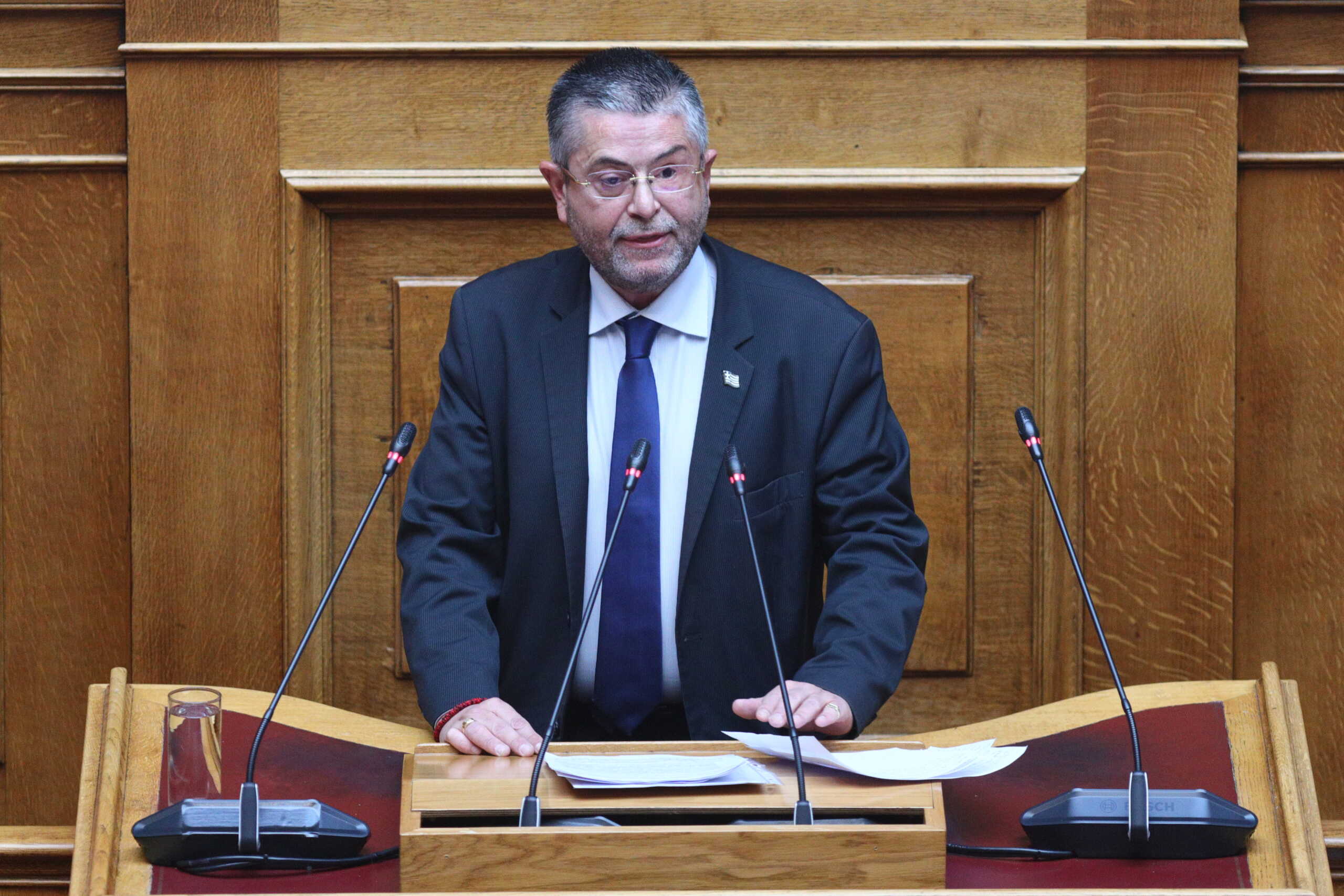 Ο Παύλος Σαράκης διαγράφηκε από την Κοινοβουλευτική Ομάδα της Ελληνικής Λύσης