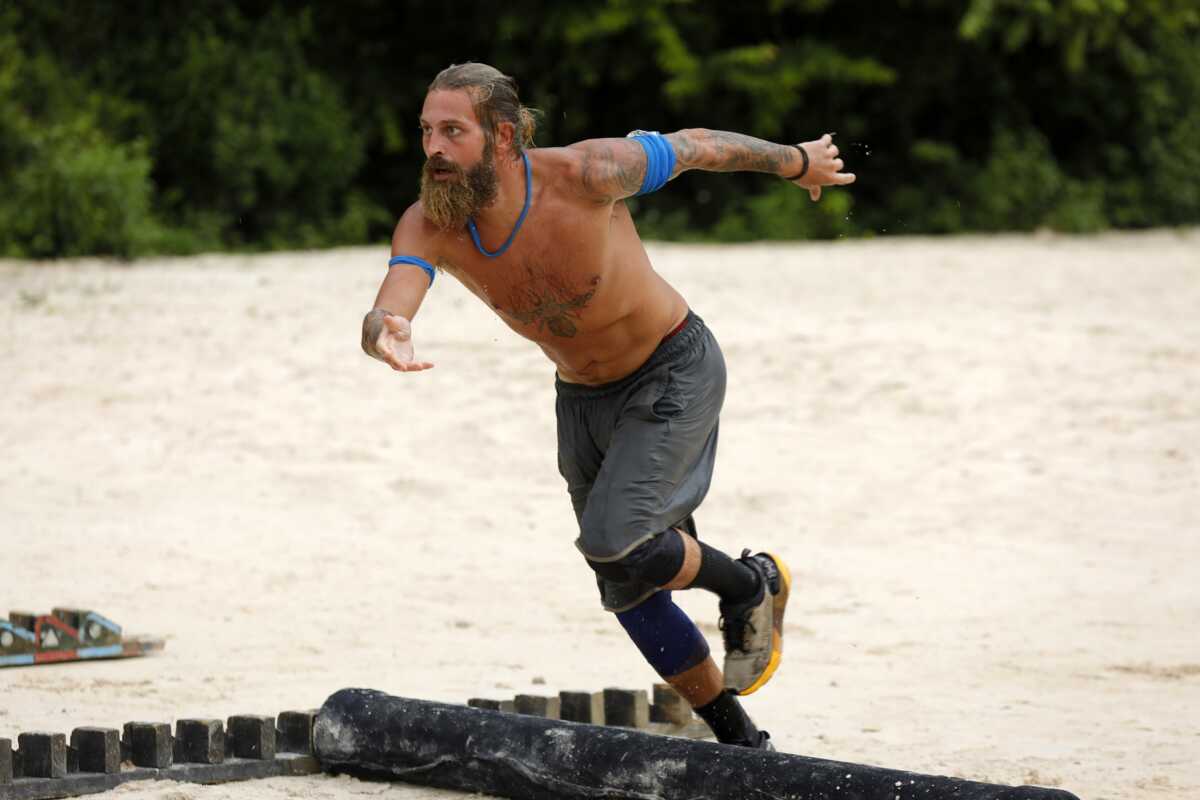 Survivor 2024: Αποχώρησε με κλάματα ο Σταμάτης Ταλαδιανός