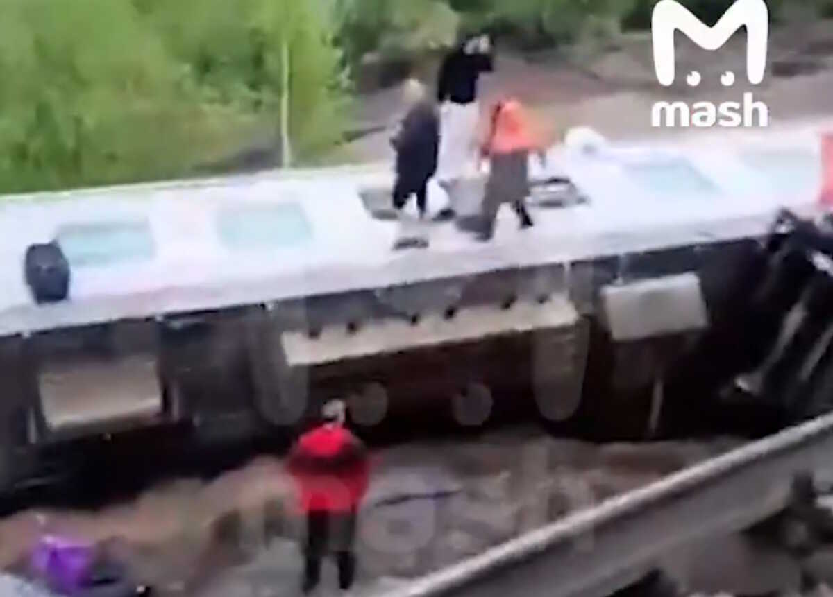 Ρωσία: Εκτροχιάστηκε τρένο στην επαρχία Κόμι, αναφορές για πολλούς τραυματίες