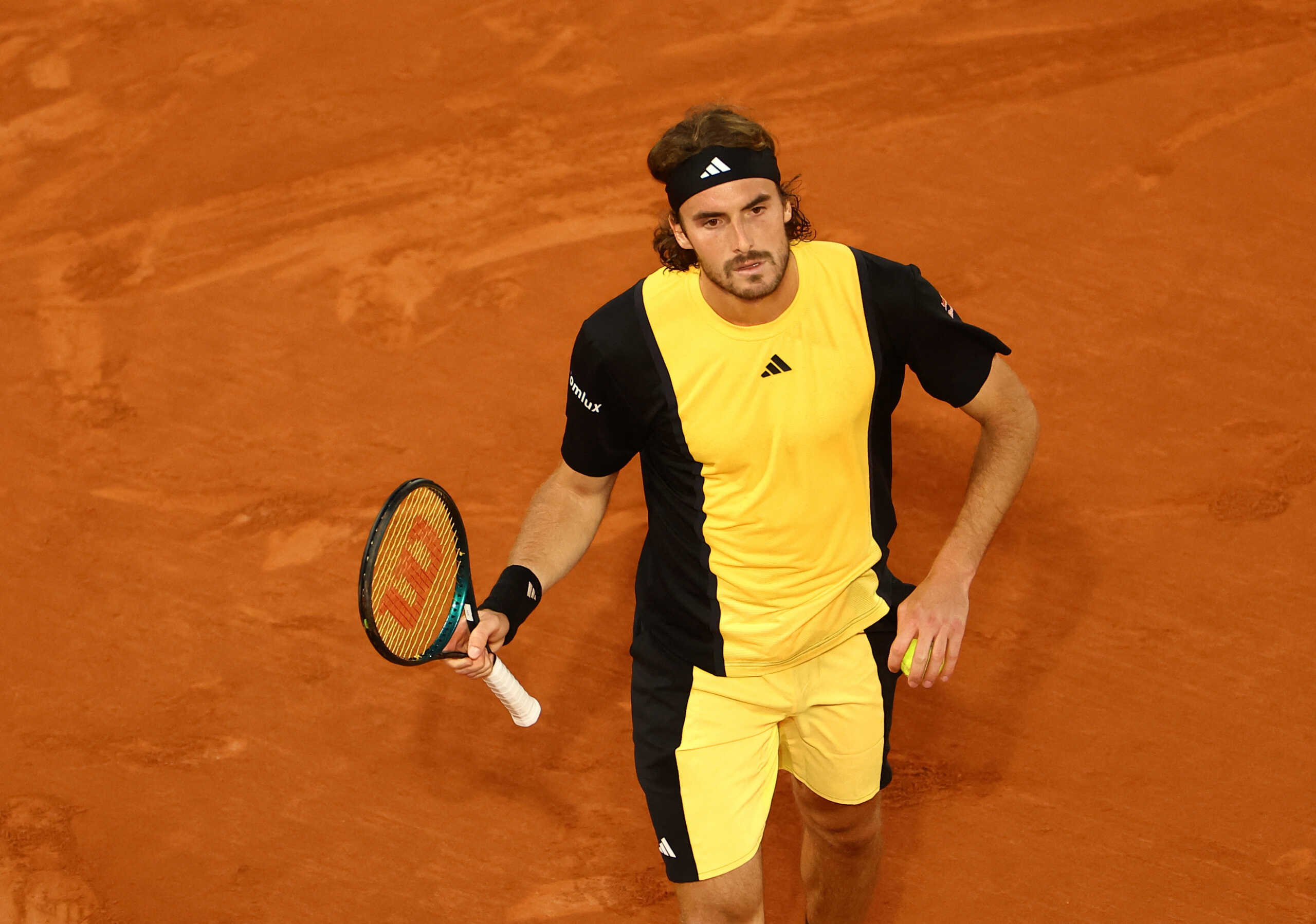 Tennis - French Open - Roland Garros, Paris, France - June 4, 2024 Greece's Stefanos Tsitsipas reacts during his quarter final match against Spain's Carlos Alcaraz REUTERS