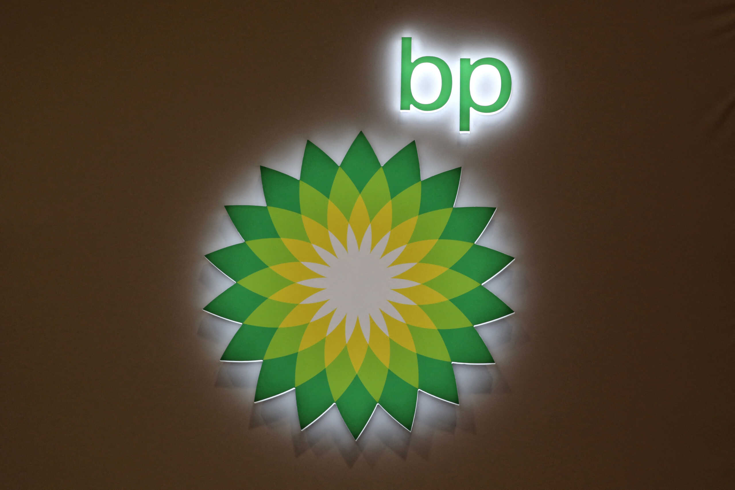 FILE PHOTO: The logo of British multinational oil and gas company BP is displayed at their booth during the LNG 2023 energy trade show in Vancouver, British Columbia, Canada, July 12, 2023. REUTERS