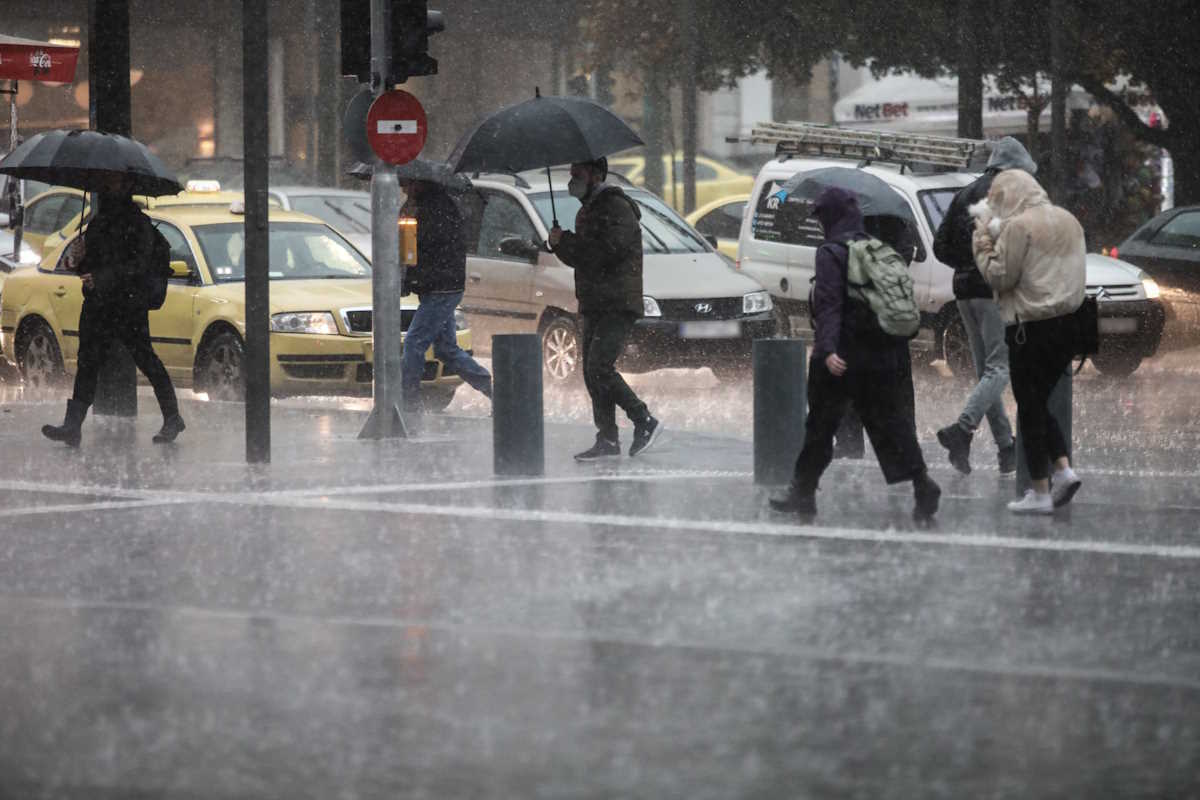 Καιρός: Μπουρίνια και χαλάζι φέρνει η κακοκαιρία εξπρές – Ποιες περιοχές θα επηρεαστούν