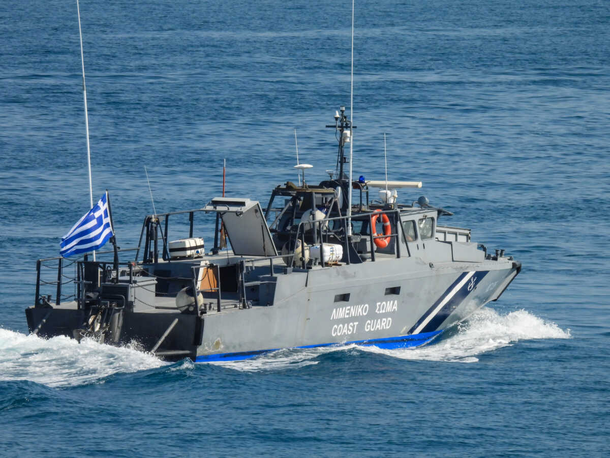 Νέο επεισόδιο στο Αιγαίο: Σκάφος του λιμενικού και τουρκικό ψαράδικο «ακούμπησαν» μέσα στα ελληνικά χωρικά ύδατα