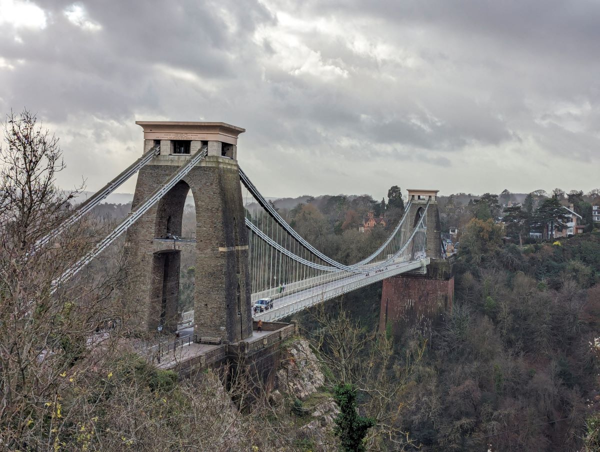 Βρετανία: Σε έναν 71χρονο και έναν 62χρονο ανήκουν τα λείψανα που βρέθηκαν στη γέφυρα του Μπρίστολ – Συνελήφθη ο δολοφόνος τους