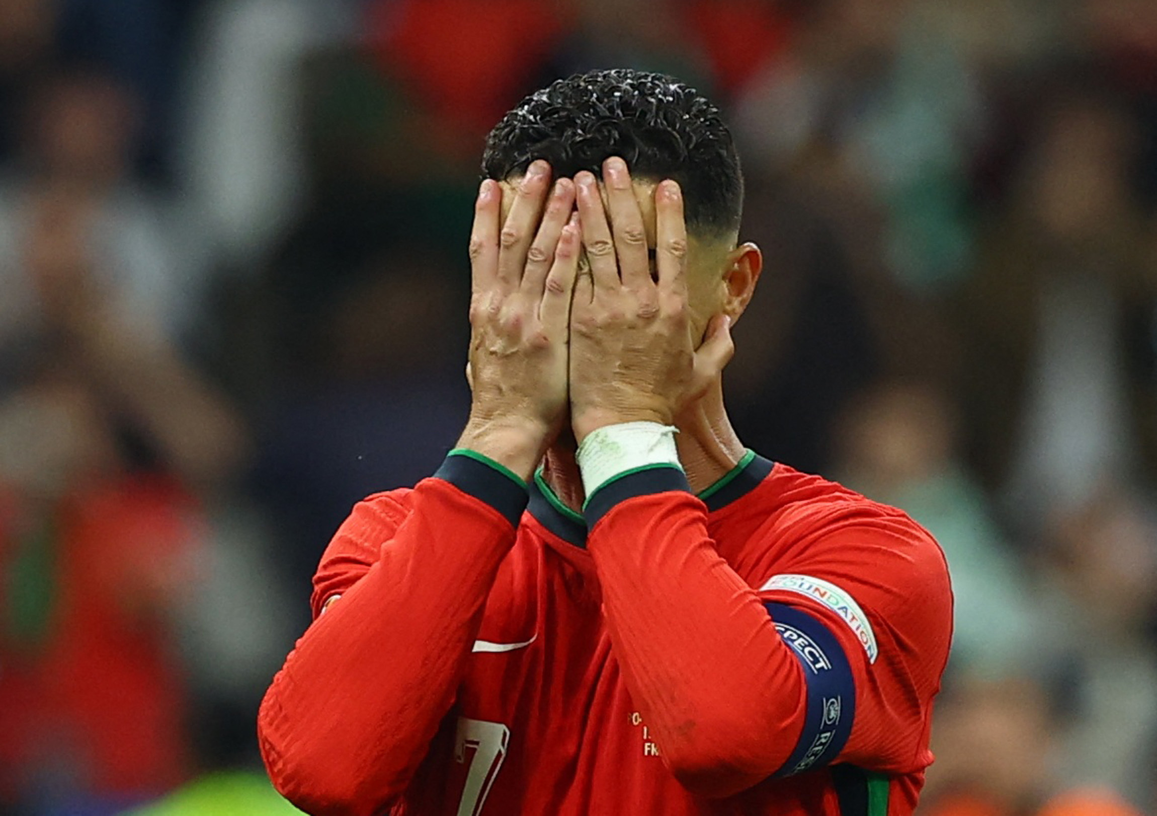 Πορτογαλία – Σλοβενία: Ο Κριστιάνο Ρονάλντο ξέσπασε σε κλάματα μετά το χαμένο του πέναλτι στο Euro 2024