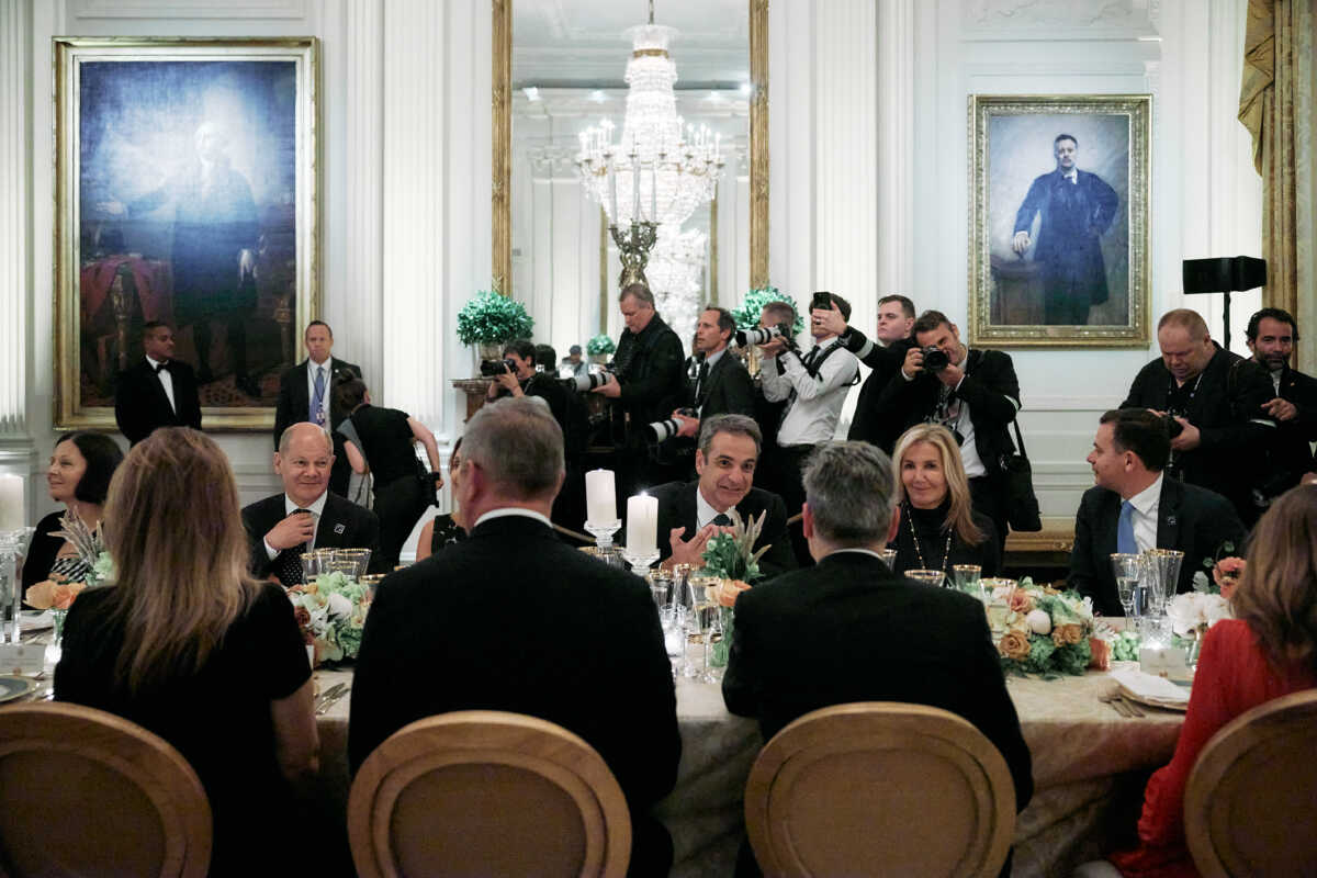 Κυριάκος Μητσοτάκης και Μαρέβα Γκραμπόφσκι στο δείπνο Μπάιντεν στο Λευκό Οίκο – Τι έφαγαν οι ηγέτες του ΝΑΤΟ