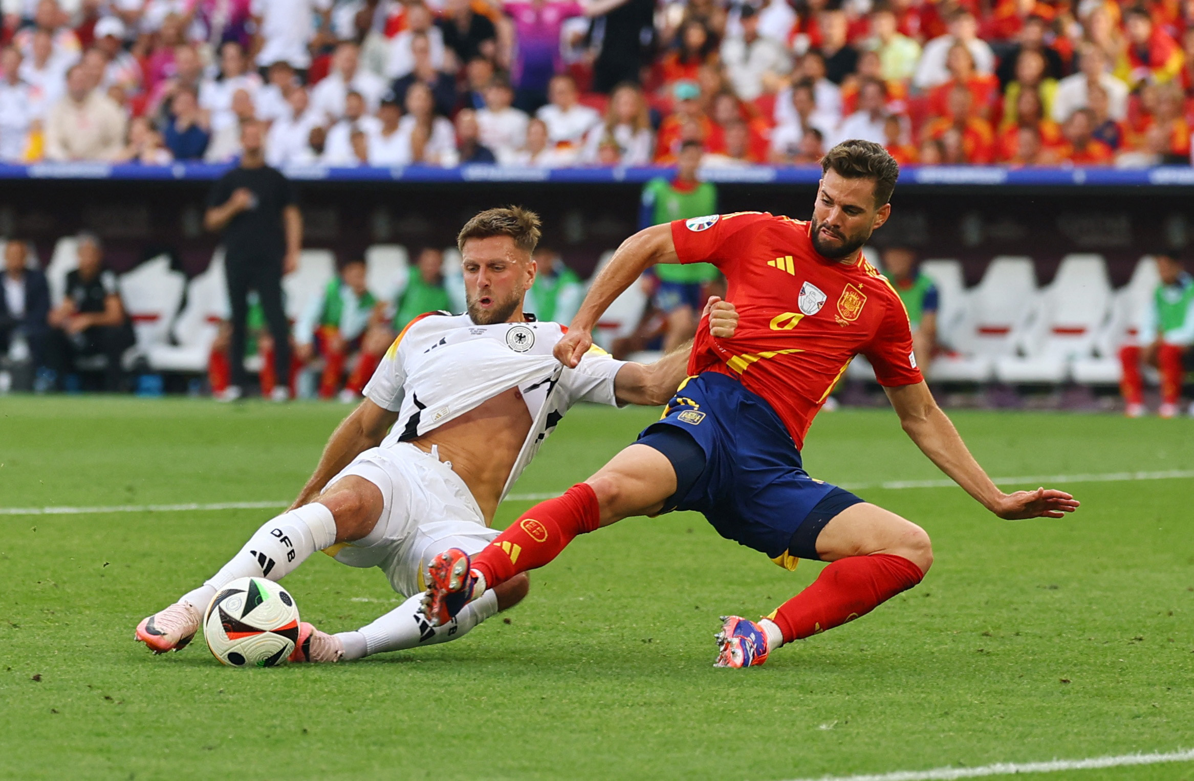 Ισπανία – Γερμανία 2-1 ΤΕΛΙΚΟ: Στα ημιτελικά με buzzer beater οι Ισπανοί
