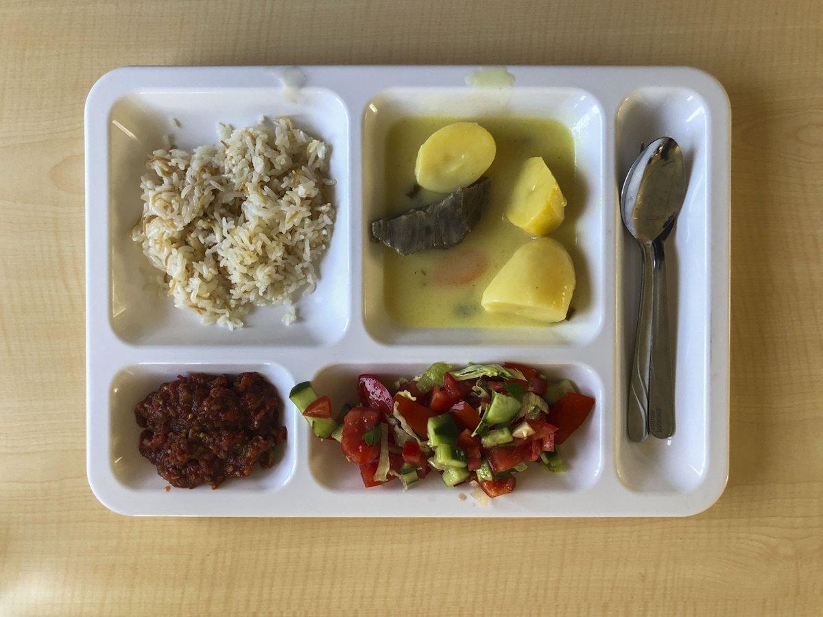 Ο ΟΠΕΚΑ πετάει εκτός διανομής σχολικών γευμάτων την «Γιαννίτσης» – Προσωρινός αποκλεισμός από δημόσιους διαγωνισμούς για τρία χρόνια