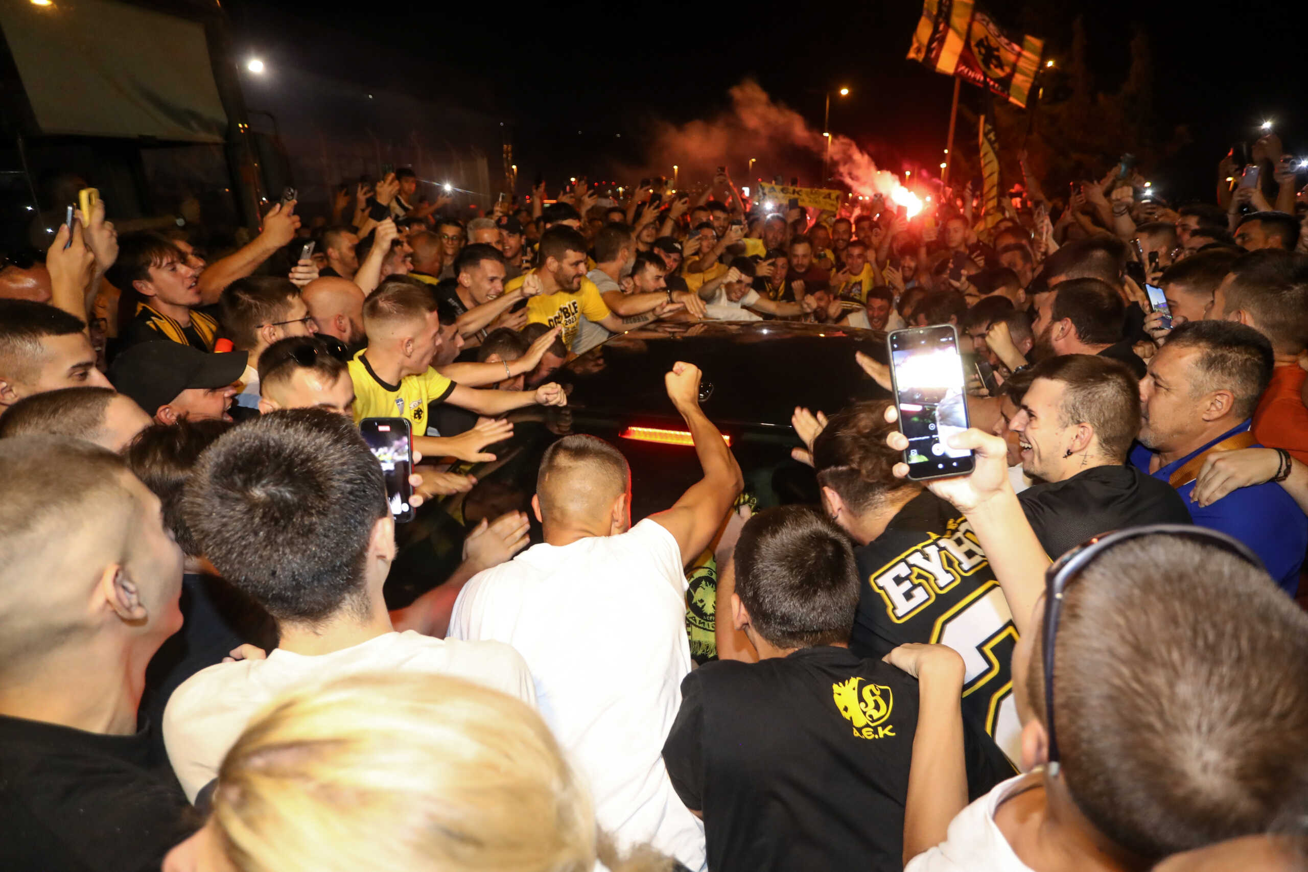 Έρικ Λαμέλα: Τρέλα στην Ελλάδα για τον νέο σούπερ σταρ της ΑΕΚ γράφουν στην Αργεντινή