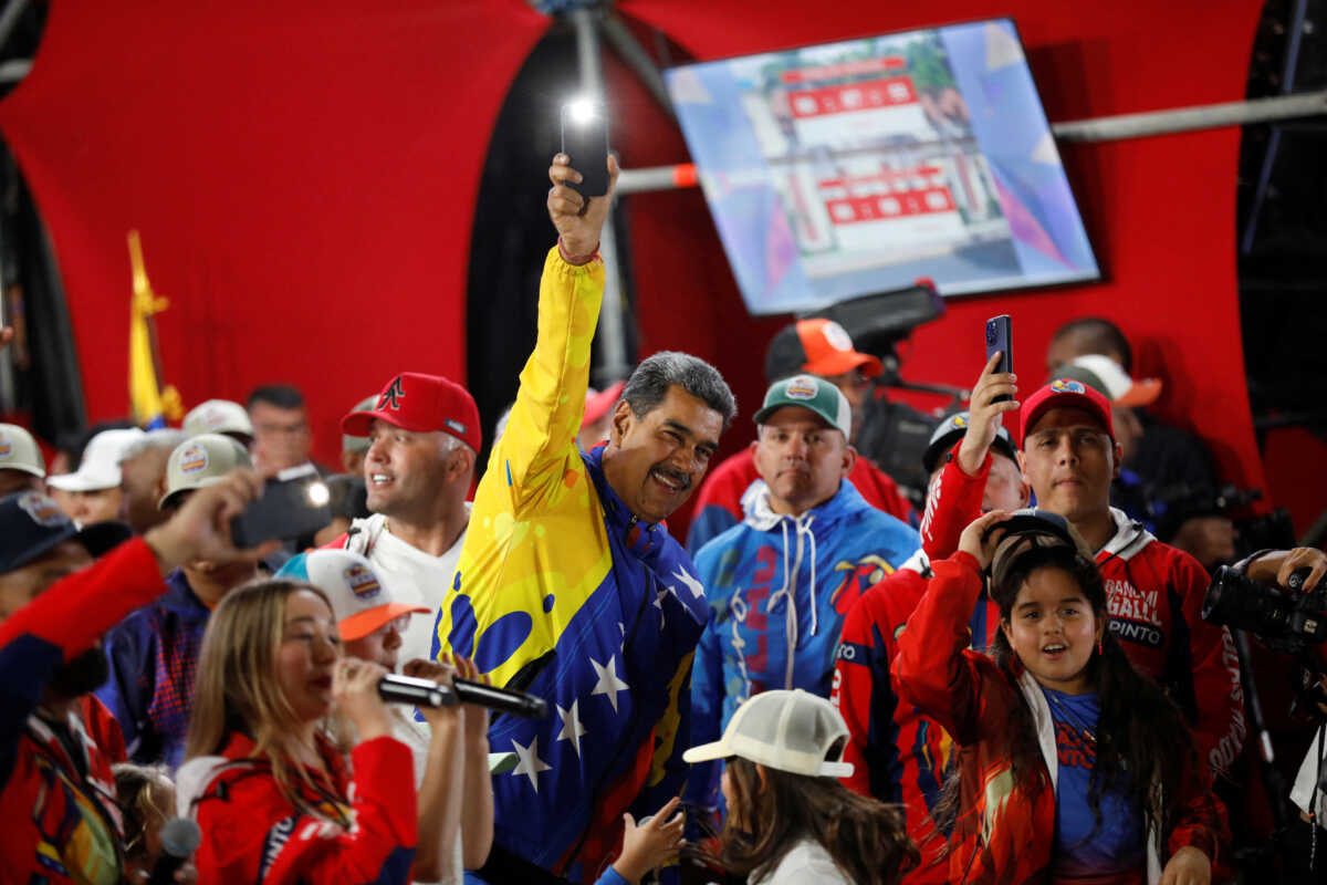 Ο Νικολάς Μαδούρο πρόεδρος της Βενεζουέλας για τρίτη συνεχόμενη θητεία – Αρνείται το αποτέλεσμα η αντιπολίτευση