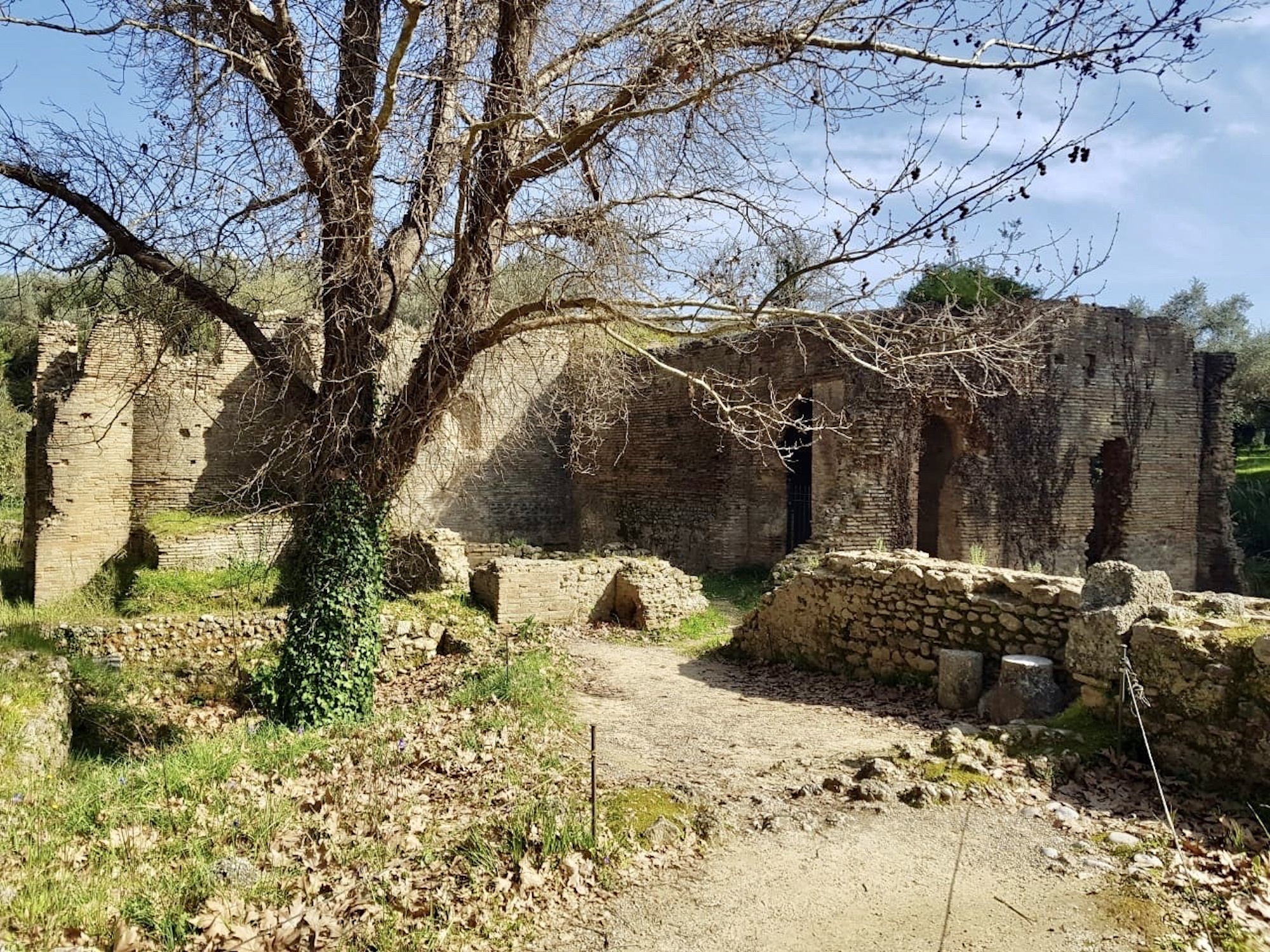 Αρχαία Ολυμπία: Αποκατάσταση και ανάδειξη της «Οικίας του Νέρωνα» – Το μήνυμα της Λίνας Μενδώνη