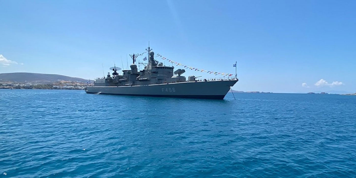 Κλιμακώνει την ένταση ανοικτά της Κάσου η Τουρκία με παραβάσεις και συγκέντρωση πολεμικών πλοίων