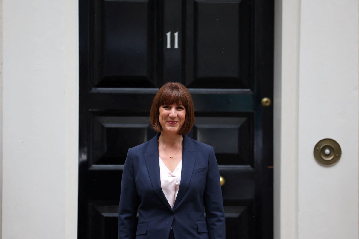 Εκλογές στη Βρετανία: Η Ρέιτσελ Ριβς πρώτη γυναίκα υπουργός Οικονομικών – Ποιοι είναι οι νέοι υπουργοί του Κιρ Στάρμερ