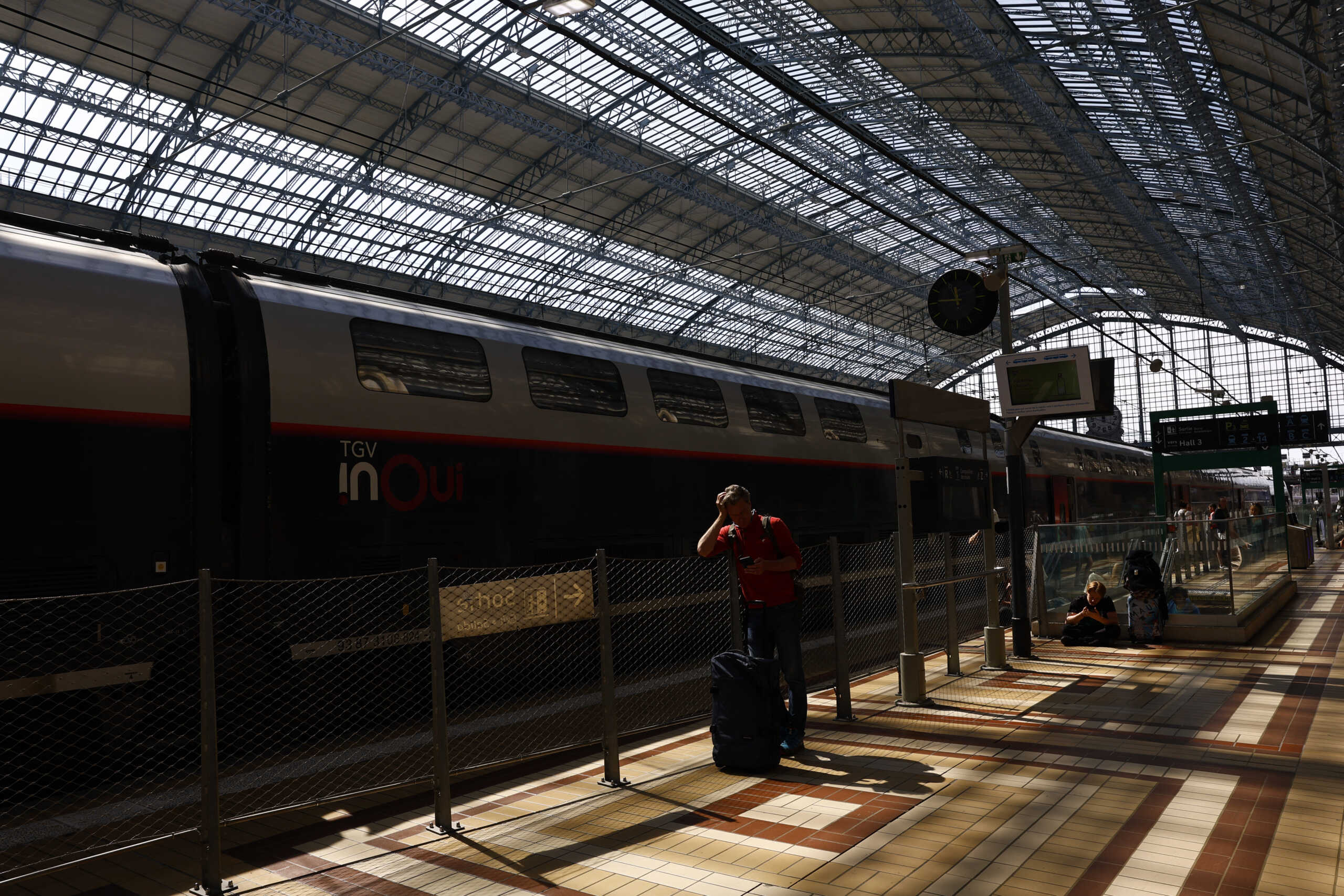 Γαλλία: 7 στα 10 τρένα θα κινηθούν στη χώρα μετά το σαμποτάζ