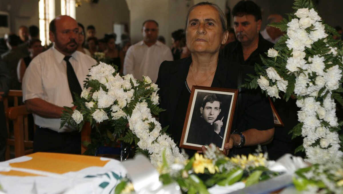 Η Χαρίτα Μάντολες θυμάται την εισβολή του «Αττίλα»: «Είδα δίπλα μου Τούρκο στρατιώτη να πυροβολεί έναν άντρα»