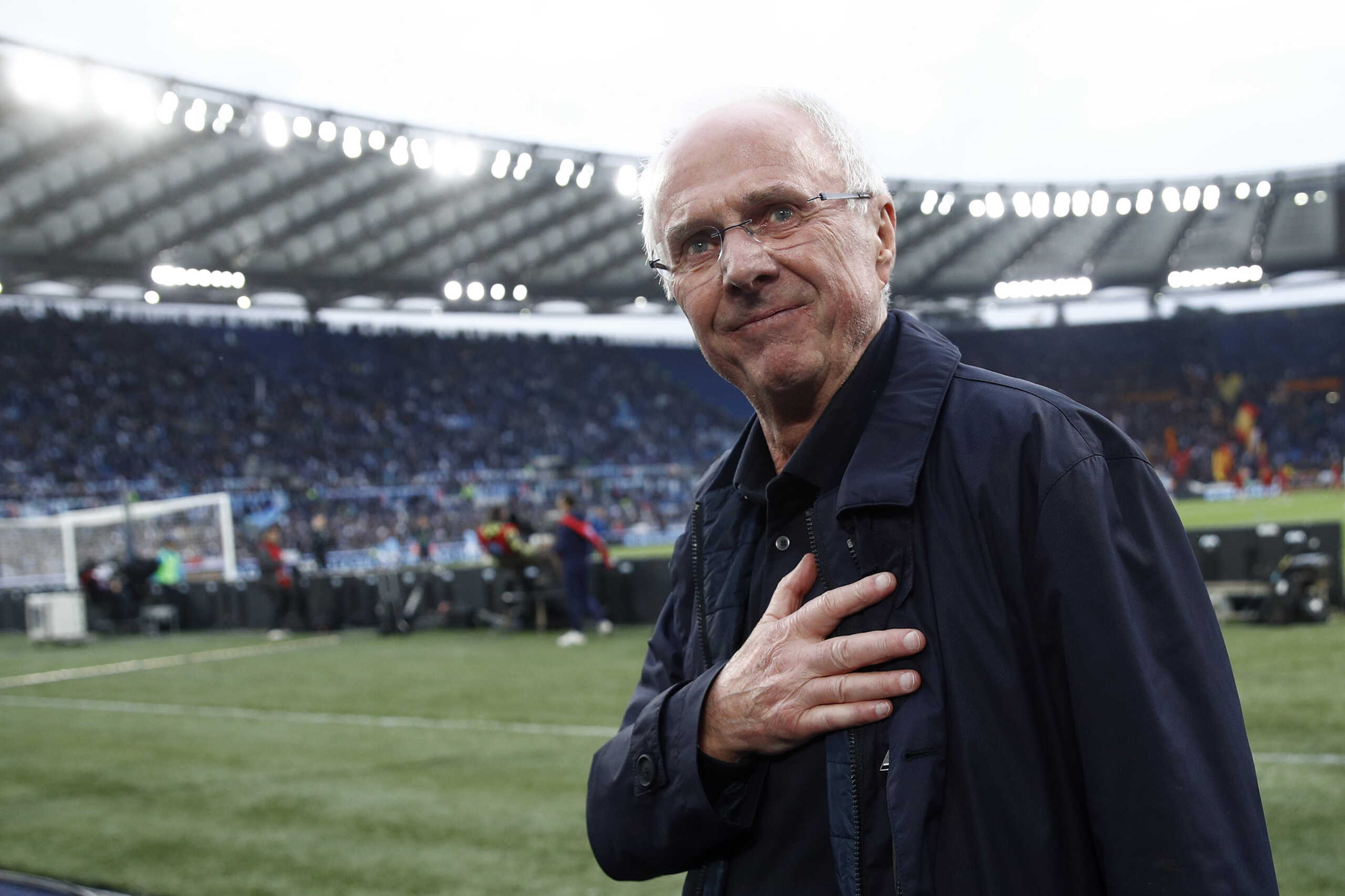 ROME, ITALY - MARCH 19: Sven-Goran Eriksson greets lazio fans before the match prior to the Serie A match between SS Lazio and AS Roma at Stadio Olimpico on March 19, 2023 in Rome, Italy. (Photo by Matteo Ciambelli