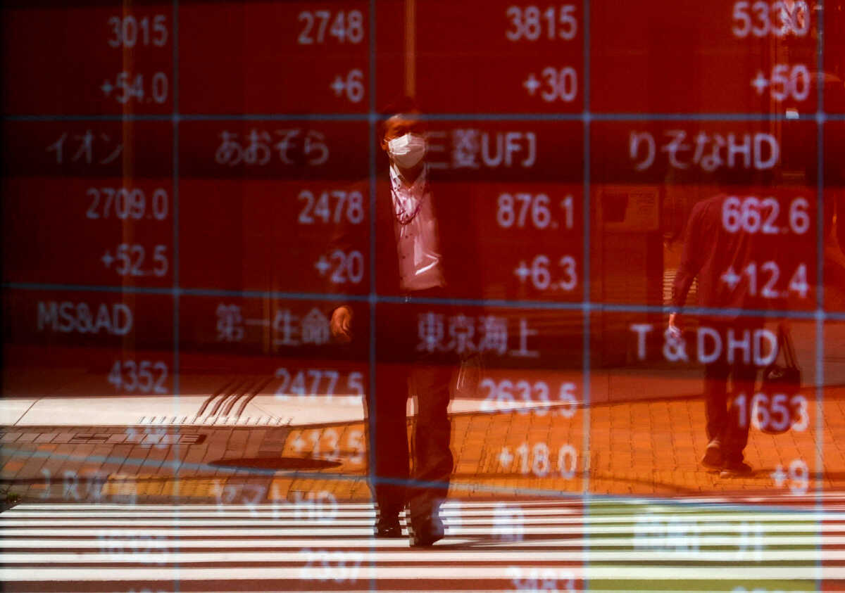 Ασιατικά Χρηματιστήρια: «Βουτιά» 12,4% για τον δείκτη Nikkei στο Τόκιο – Σπάει το ρεκόρ του 1987