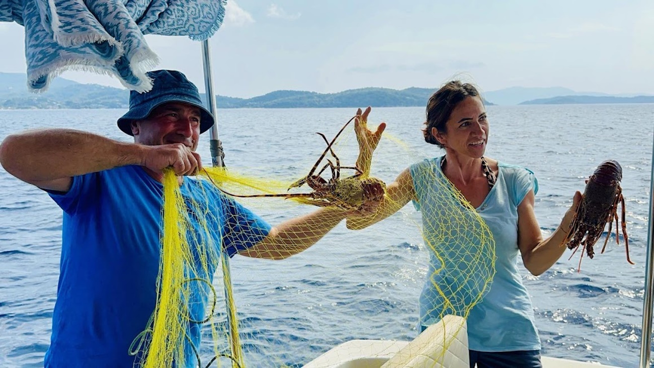 Ψαράς για μια μέρα στην Σκιάθο: Η διαφορετική εμπειρία του αλιευτικού τουρισμού