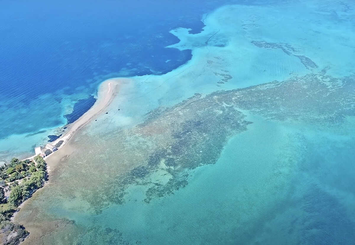 Αυτά είναι τα δύο ελληνικά νησιά που εξαφανίζονται και εμφανίζονται ξανά κάθε μέρα