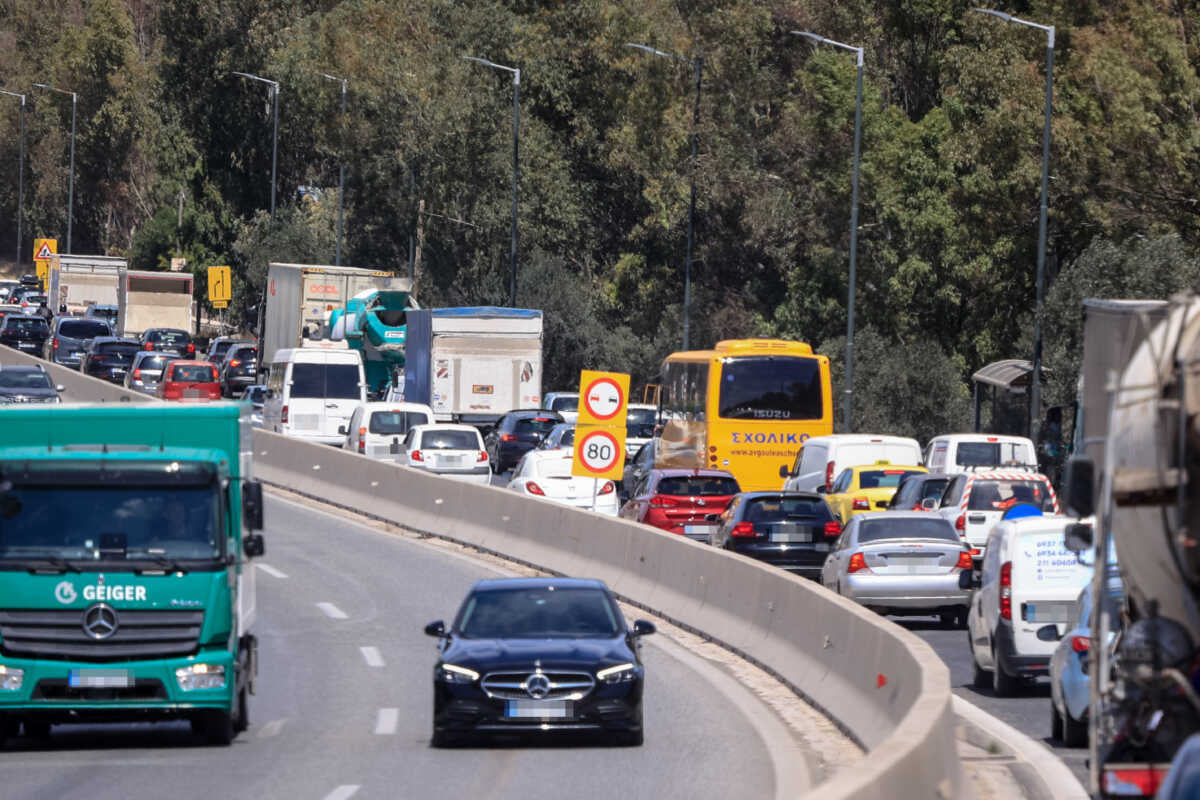 Τροχαίο ατύχημα στην Εθνική οδό με 6 τραυματίες – Κίνηση λόγω της καραμπόλας