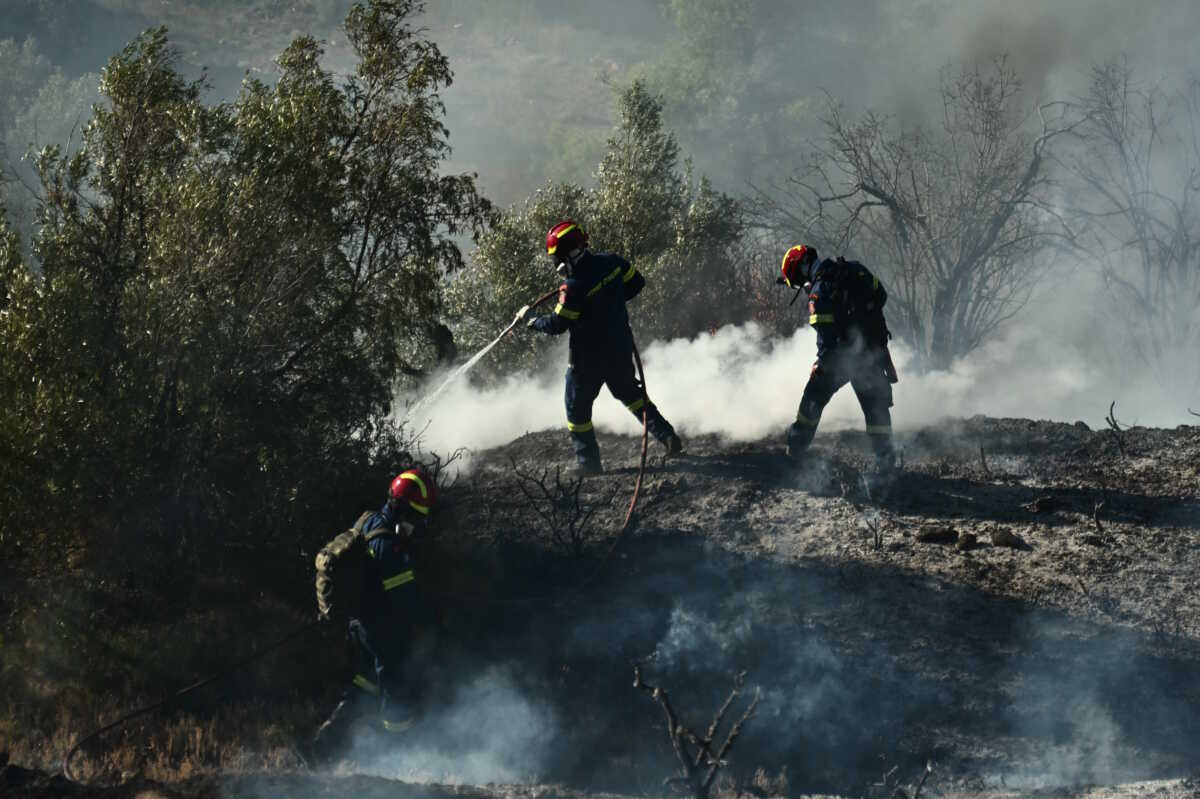 Φωτιά στην Αττική: Ο Κυριάκος Μητσοτάκης στο συντονιστικό κέντρο