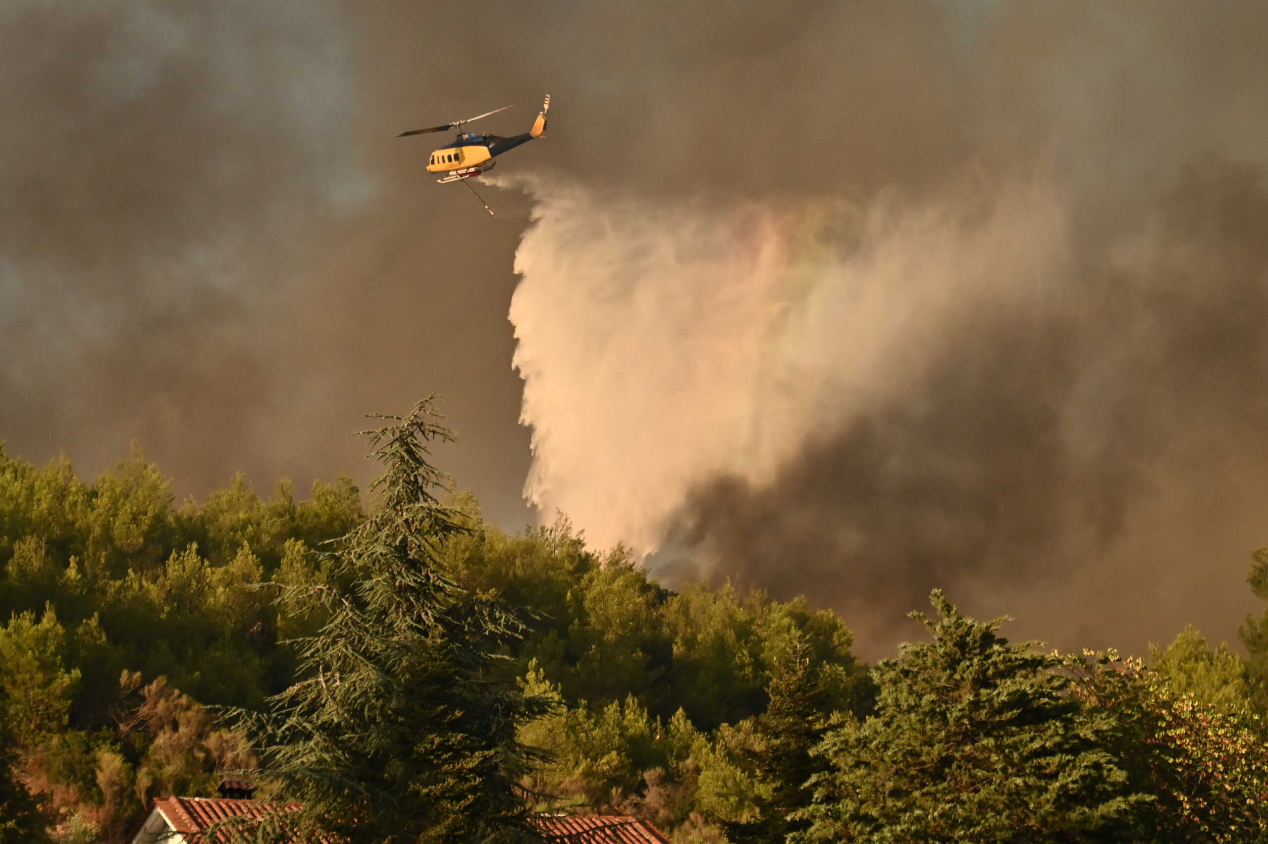 Πυρκαγιά στον Βαρνάβα Αττικής, Κυριακή 11 Αυγούστου 2024 (ΚΩΣΤΑΣ ΤΖΟΥΜΑΣ