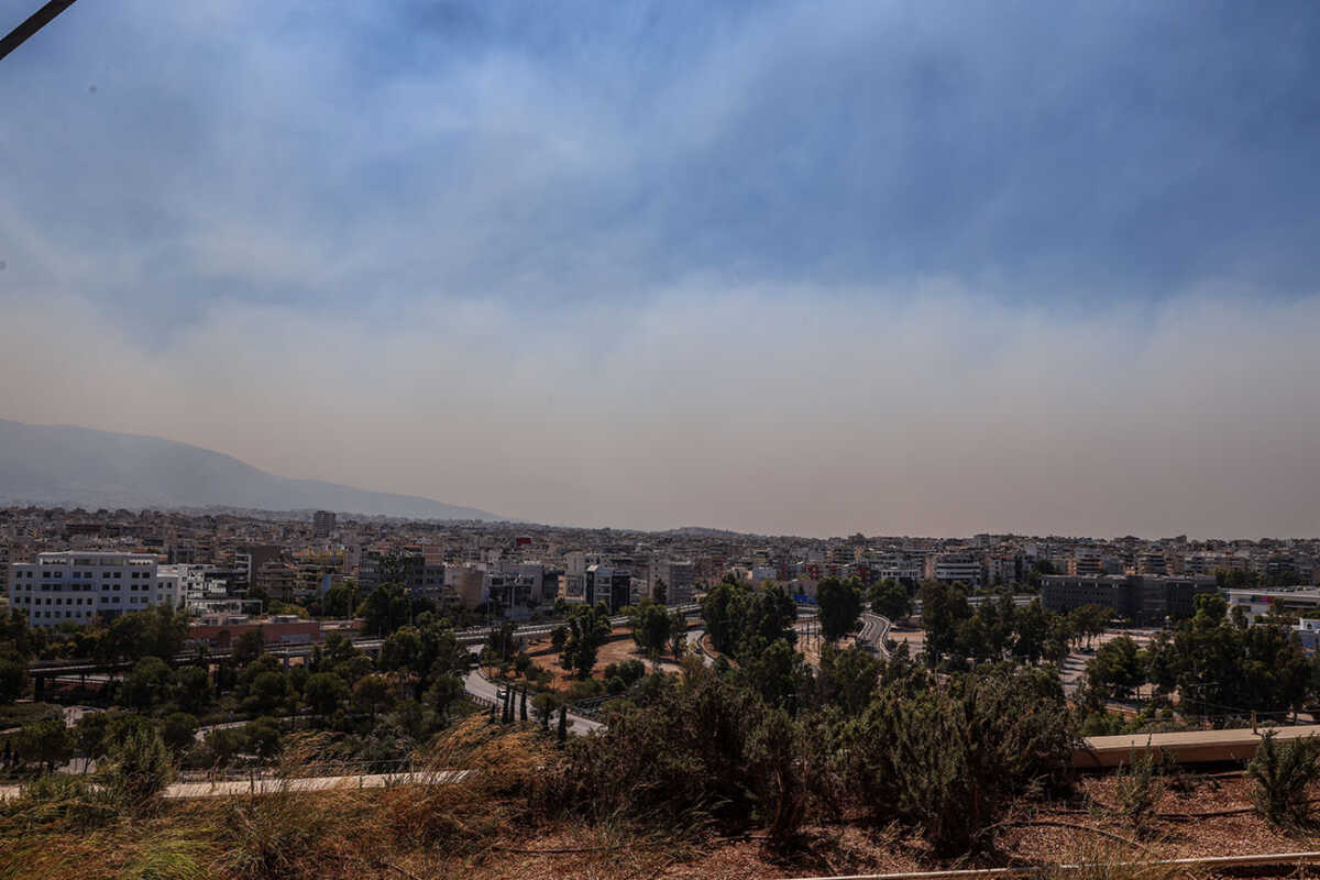 Μάτια: Προσοχή στον καπνό από τις φωτιές