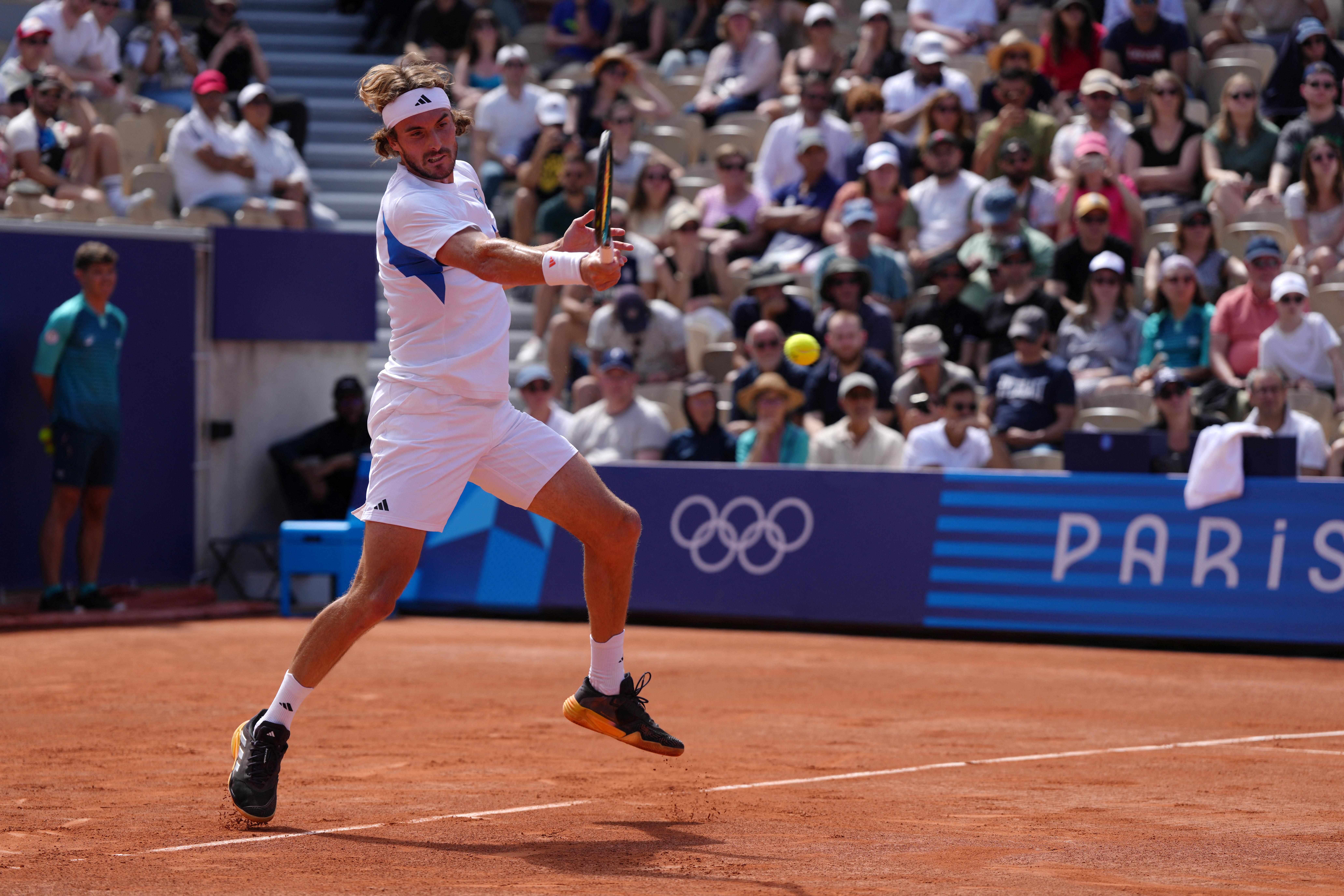 Paris 2024 Olympics - Tennis - Men's Singles First Round - Roland-Garros Stadium, Paris, France - July 28, 2024. Stefanos Tsitsipas of Greece in action during his first round match against Zizou Bergs of Belgium. REUTERS