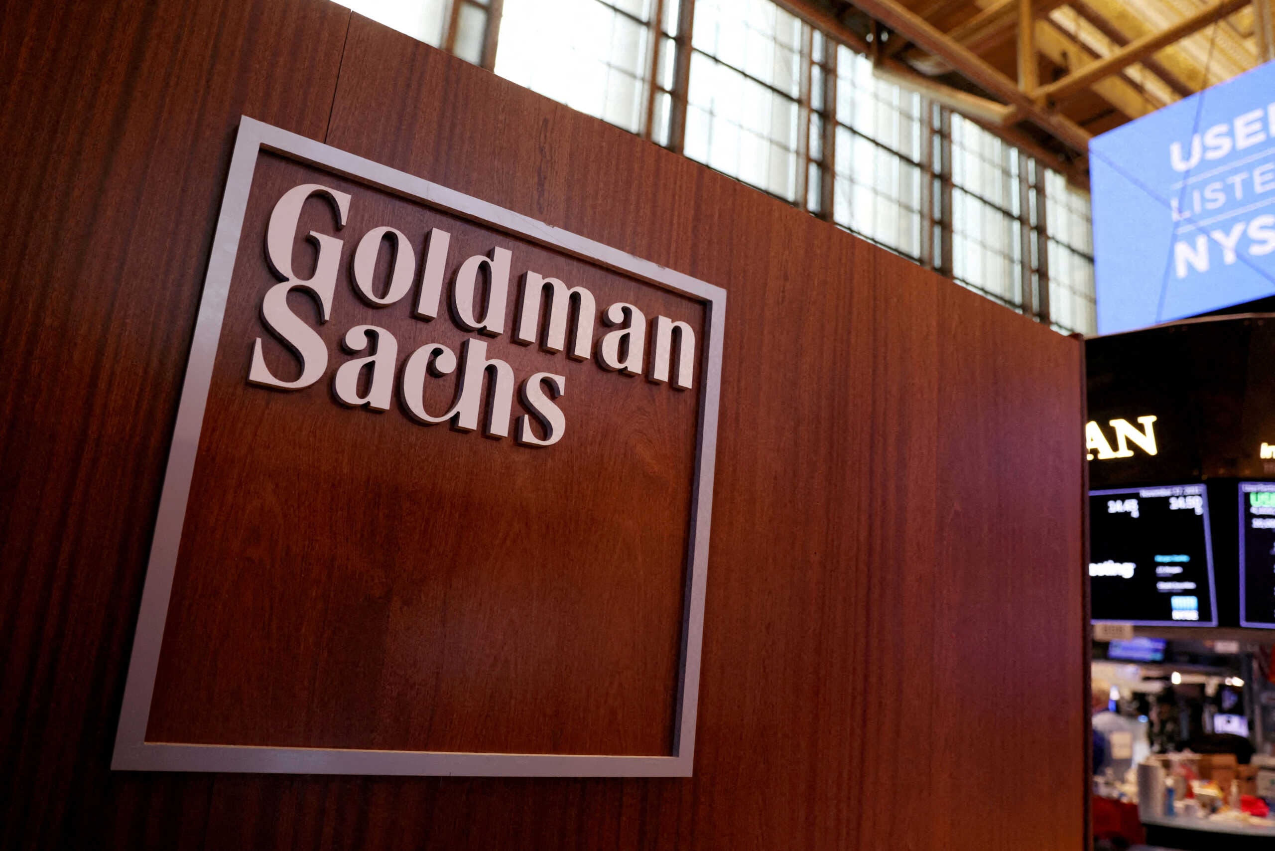 Goldman Sachs: Αυξάνει τις τιμές στόχους για τις ελληνικές τράπεζες