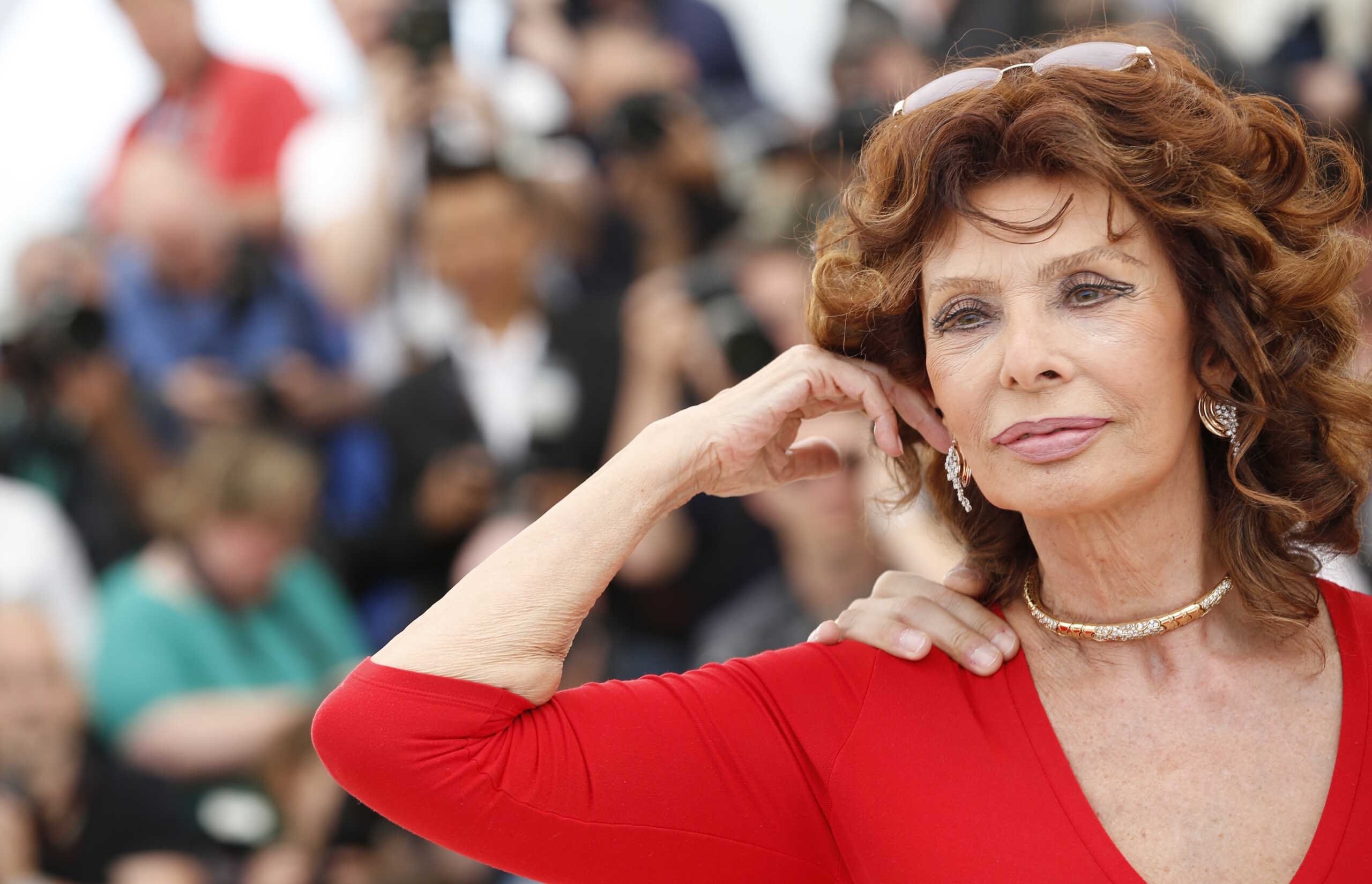 Actress Sophia Loren poses during a photo call for Human Voice (Voce Umana) at the 67th international film festival, Cannes, southern France, Wednesday, May 21, 2014. (AP Photo