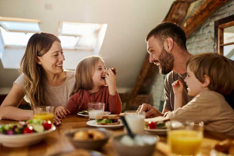 Τις 20.223 ευρώ το χρόνο φτάνουν οι δαπάνες των ελληνικών νοικοκυριών