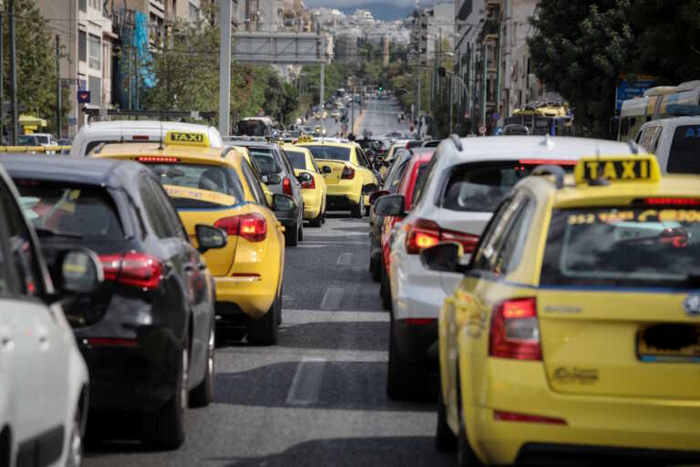 Μποτιλιάρισμα στον Κηφισό, την Κηφισίας και το κέντρο της Αθήνας