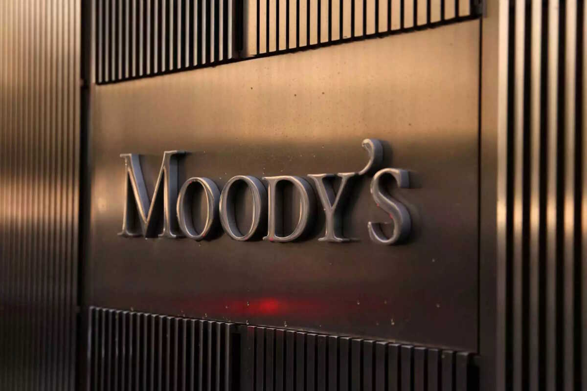 Εβδομάδα αναμονής των αποφάσεων των ΕΚΤ και Moody’s