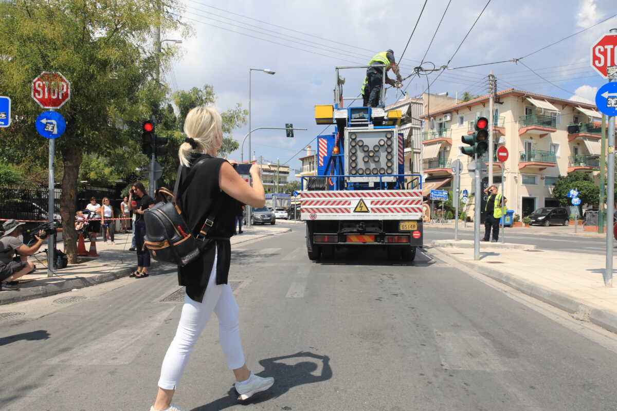 Η κολόνα στη Νέα Φιλαδέλφεια που τραυμάτισε 14χρονη έπρεπε να έχει αντικατασταθεί εδώ και 13 χρόνια