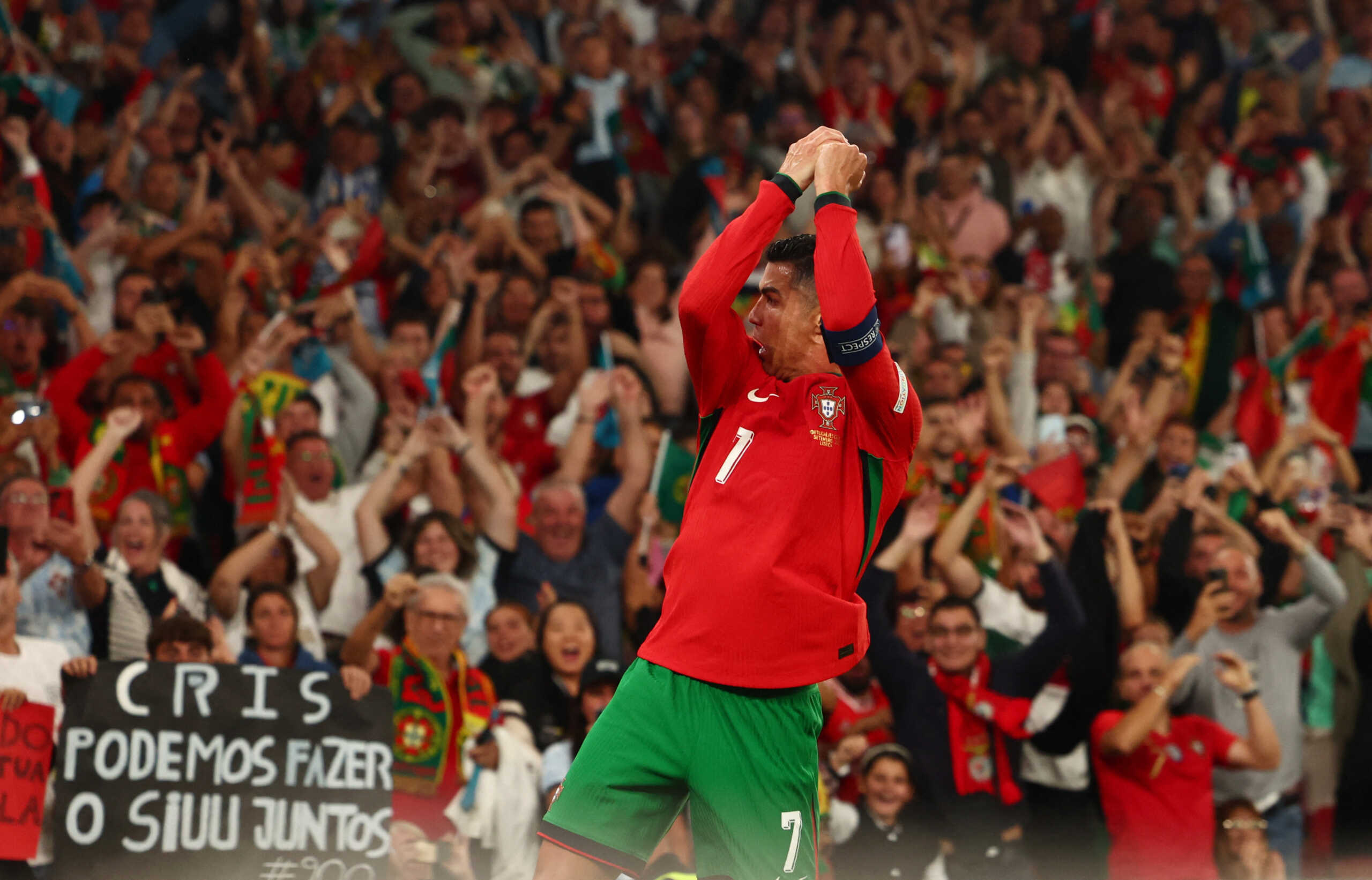 Soccer Football - Nations League - League A - Group 1 - Portugal v Scotland - Estadio da Luz, Lisbon, Portugal - September 8, 2024 Portugal's Cristiano Ronaldo celebrates scoring their second goal REUTERS