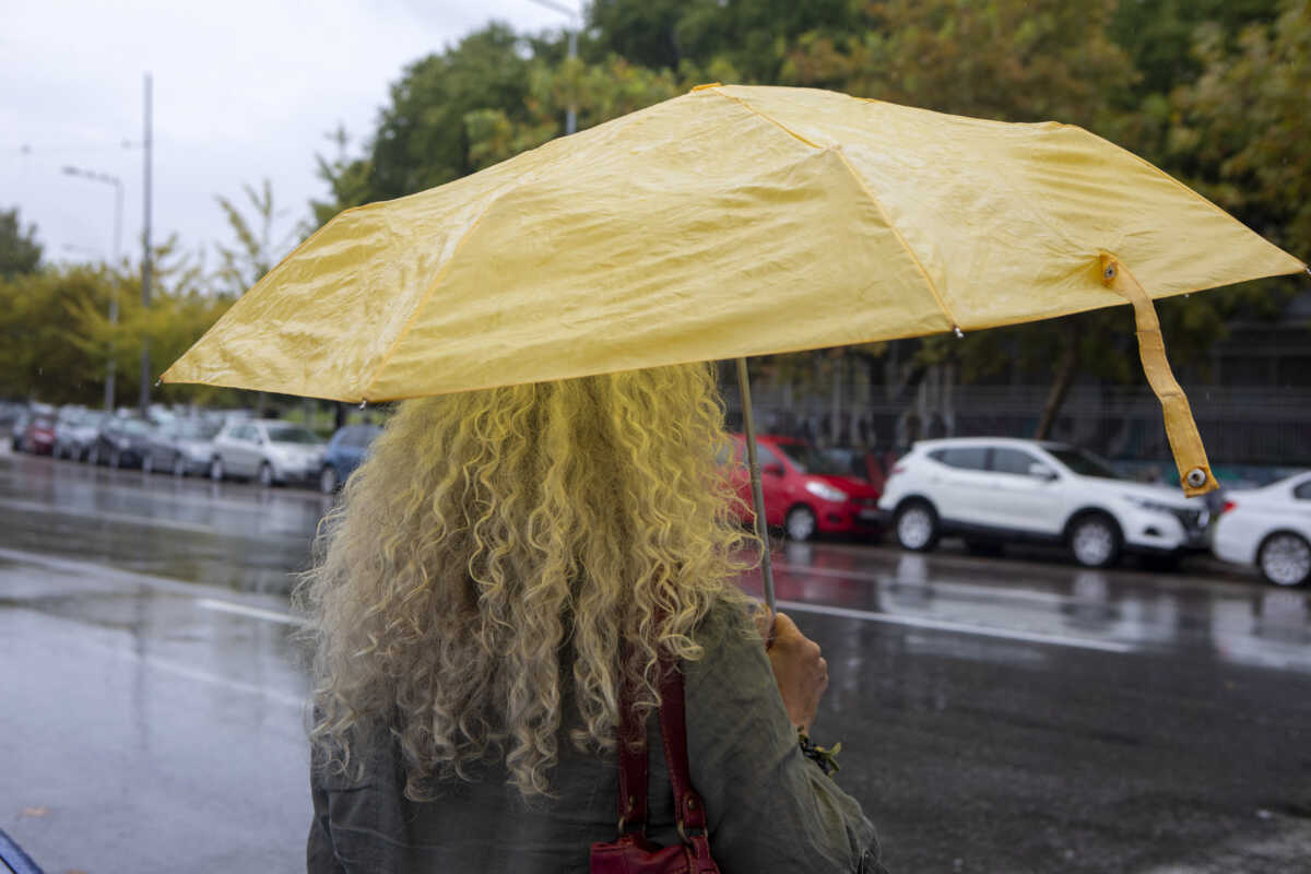 Καιρός αύριο: Τοπικές βροχές και σποραδικές καταιγίδες